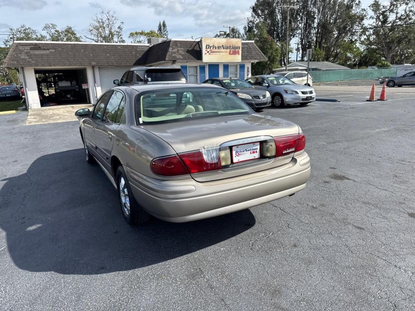 2004 GOLD BUICK LESABRE LIMITED (1G4HR54K04U) with an 3.8L engine, Automatic transmission, located at 2929 9th St. West, Bradenton, 34205, (941) 242-2810, 27.473591, -82.570679 - Thanks for inquring into DriveNation USA! All vehicles listed can be viewed at www.drivenationusa.com for vehicle history reports and additonal info. We cannot quote any terms such as down payments or monthly payments without an application. You can apply directly at www.drivenationusa.com or by con - Photo#4