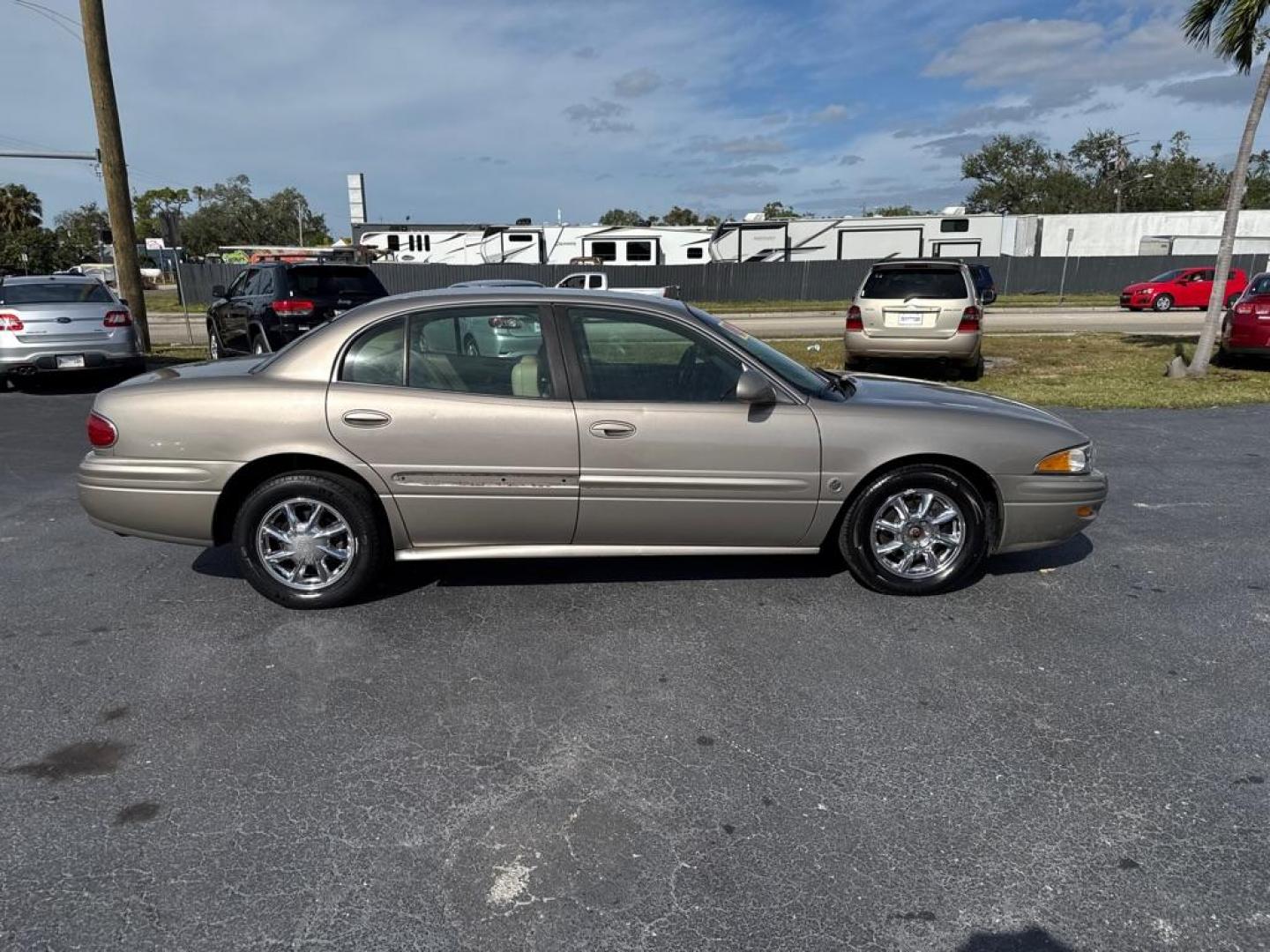 2004 GOLD BUICK LESABRE LIMITED (1G4HR54K04U) with an 3.8L engine, Automatic transmission, located at 2929 9th St. West, Bradenton, 34205, (941) 242-2810, 27.473591, -82.570679 - Thanks for inquring into DriveNation USA! All vehicles listed can be viewed at www.drivenationusa.com for vehicle history reports and additonal info. We cannot quote any terms such as down payments or monthly payments without an application. You can apply directly at www.drivenationusa.com or by con - Photo#6