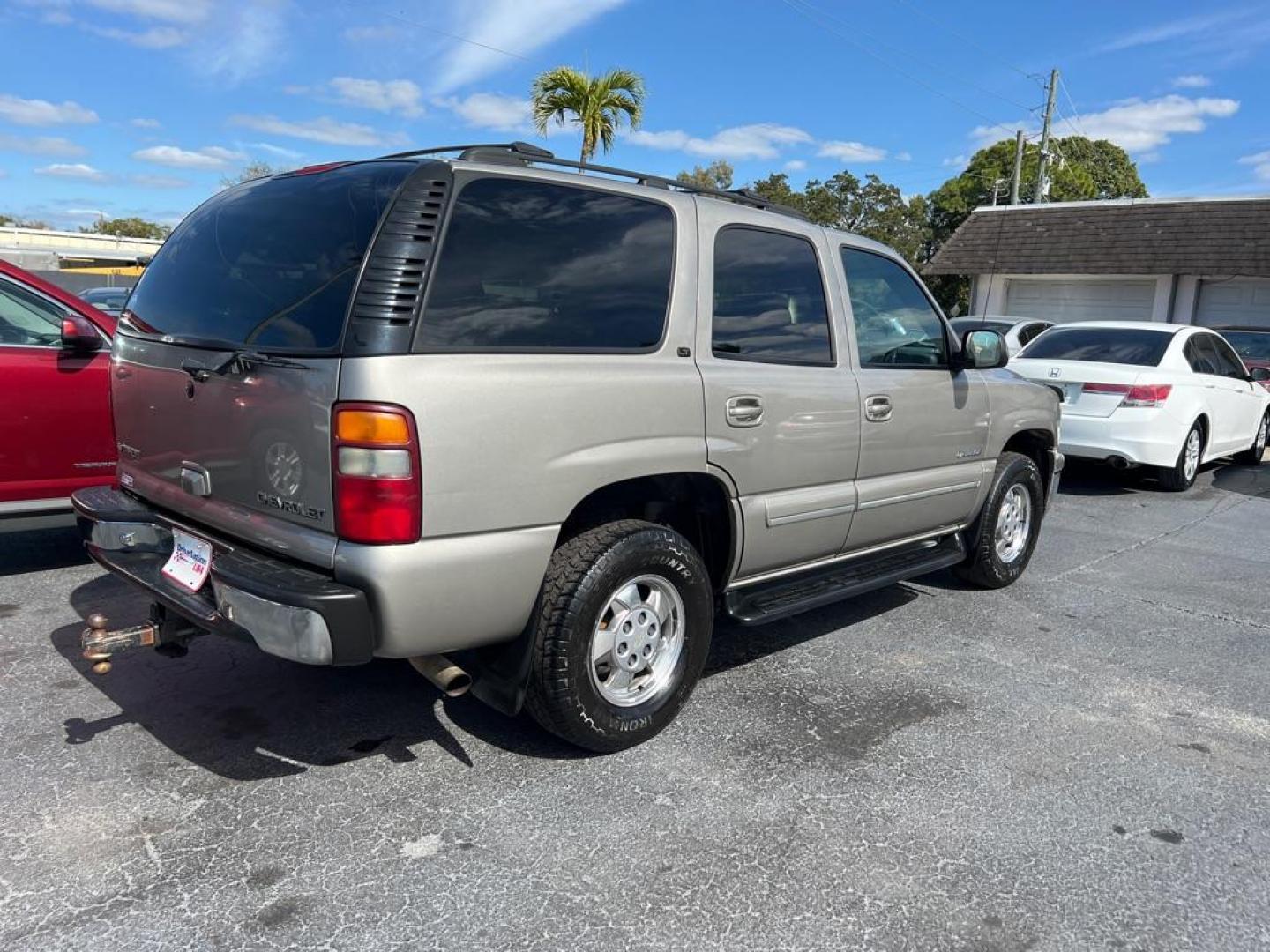 2000 TAN CHEVROLET TAHOE 1500 (1GNEK13T6YJ) with an 5.3L engine, Automatic transmission, located at 2929 9th St. West, Bradenton, 34205, (941) 242-2810, 27.473591, -82.570679 - Photo#11