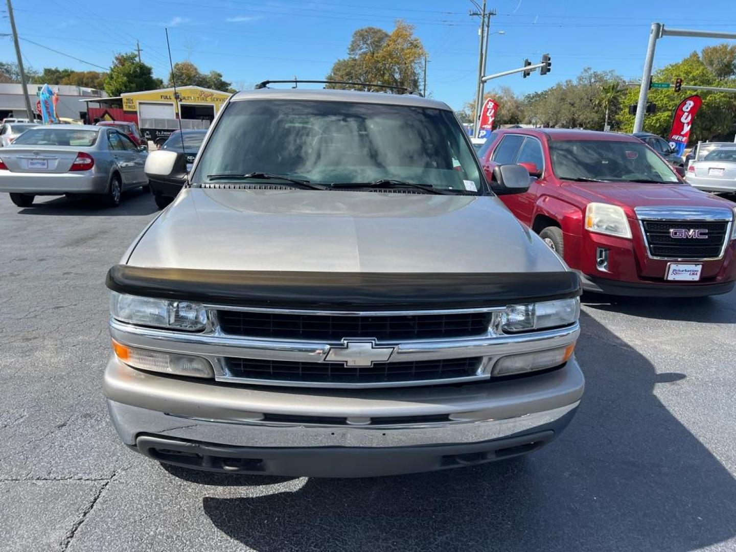 2000 TAN CHEVROLET TAHOE 1500 (1GNEK13T6YJ) with an 5.3L engine, Automatic transmission, located at 2929 9th St. West, Bradenton, 34205, (941) 242-2810, 27.473591, -82.570679 - Photo#8