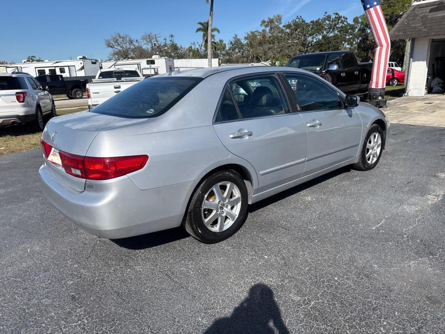 2005 SILVER HONDA ACCORD EX (1HGCM665X5A) with an 3.0L engine, Automatic transmission, located at 2929 9th St. West, Bradenton, 34205, (941) 242-2810, 27.473591, -82.570679 - Thanks for inquring into DriveNation USA! All vehicles listed can be viewed at www.drivenationusa.com for vehicle history reports and additonal info. We cannot quote any terms such as down payments or monthly payments without an application. You can apply directly at www.drivenationusa.com or by con - Photo#7