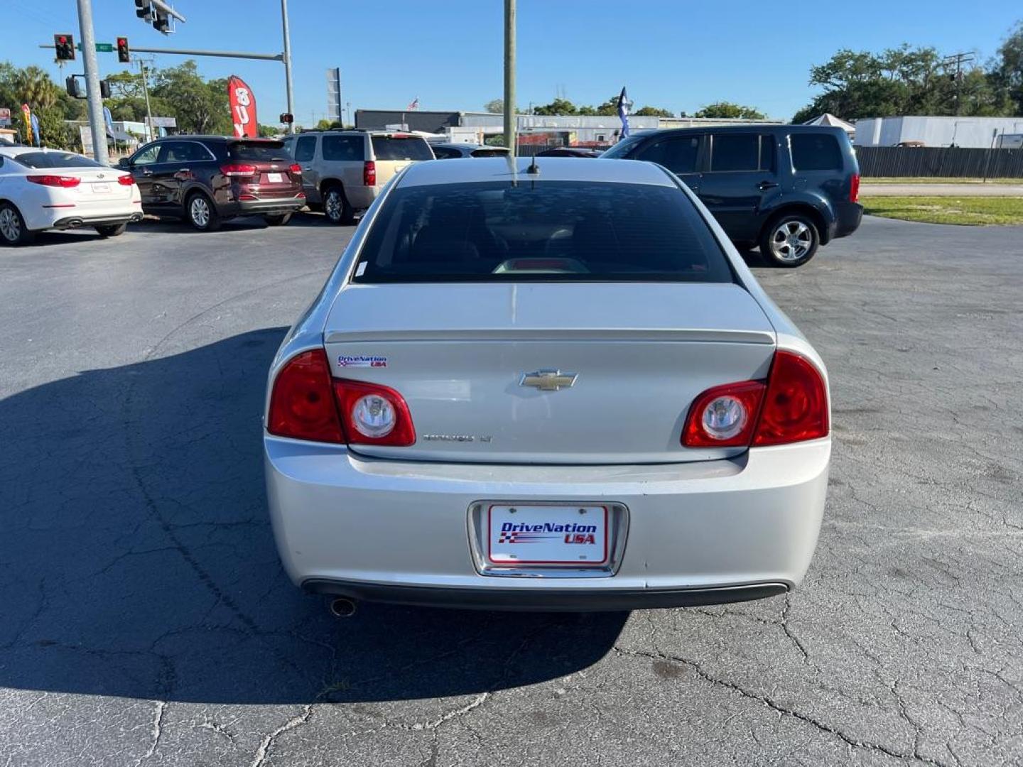 2010 SILVER CHEVROLET MALIBU 1LT (1G1ZC5EB2AF) with an 2.4L engine, Automatic transmission, located at 2929 9th St. West, Bradenton, 34205, (941) 242-2810, 27.473591, -82.570679 - Photo#6