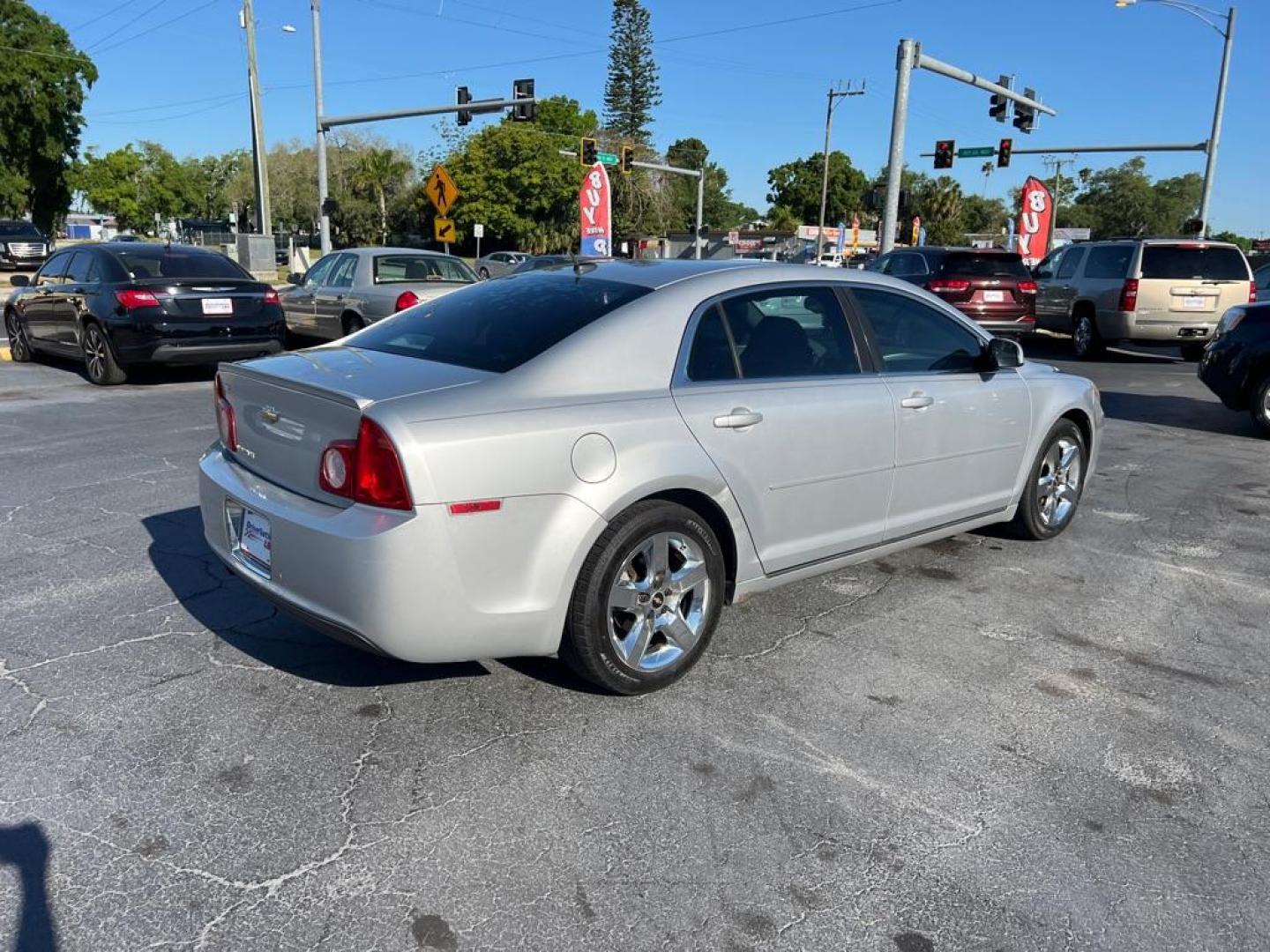 2010 SILVER CHEVROLET MALIBU 1LT (1G1ZC5EB2AF) with an 2.4L engine, Automatic transmission, located at 2929 9th St. West, Bradenton, 34205, (941) 242-2810, 27.473591, -82.570679 - Photo#7