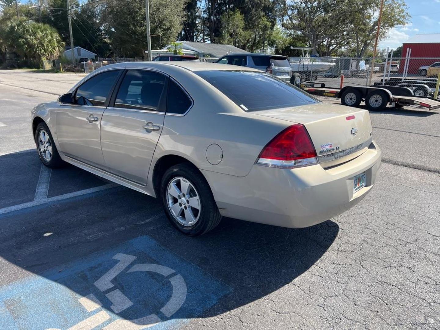 2010 TAN CHEVROLET IMPALA LT (2G1WB5EK4A1) with an 3.5L engine, Automatic transmission, located at 2929 9th St. West, Bradenton, 34205, (941) 242-2810, 27.473591, -82.570679 - Photo#6