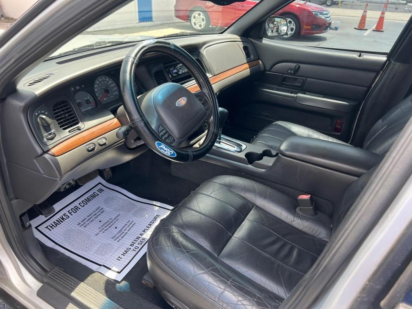 2003 SILVER FORD CROWN VICTORIA LX (2FAFP74W43X) with an 4.6L engine, Automatic transmission, located at 2929 9th St. West, Bradenton, 34205, (941) 242-2810, 27.473591, -82.570679 - Photo#10