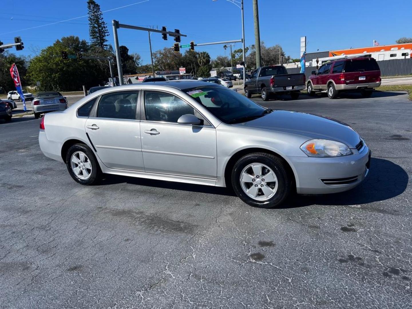 2011 SILVER CHEVROLET IMPALA LS (2G1WF5EK9B1) with an 3.5L engine, Automatic transmission, located at 2929 9th St. West, Bradenton, 34205, (941) 242-2810, 27.473591, -82.570679 - Photo#1