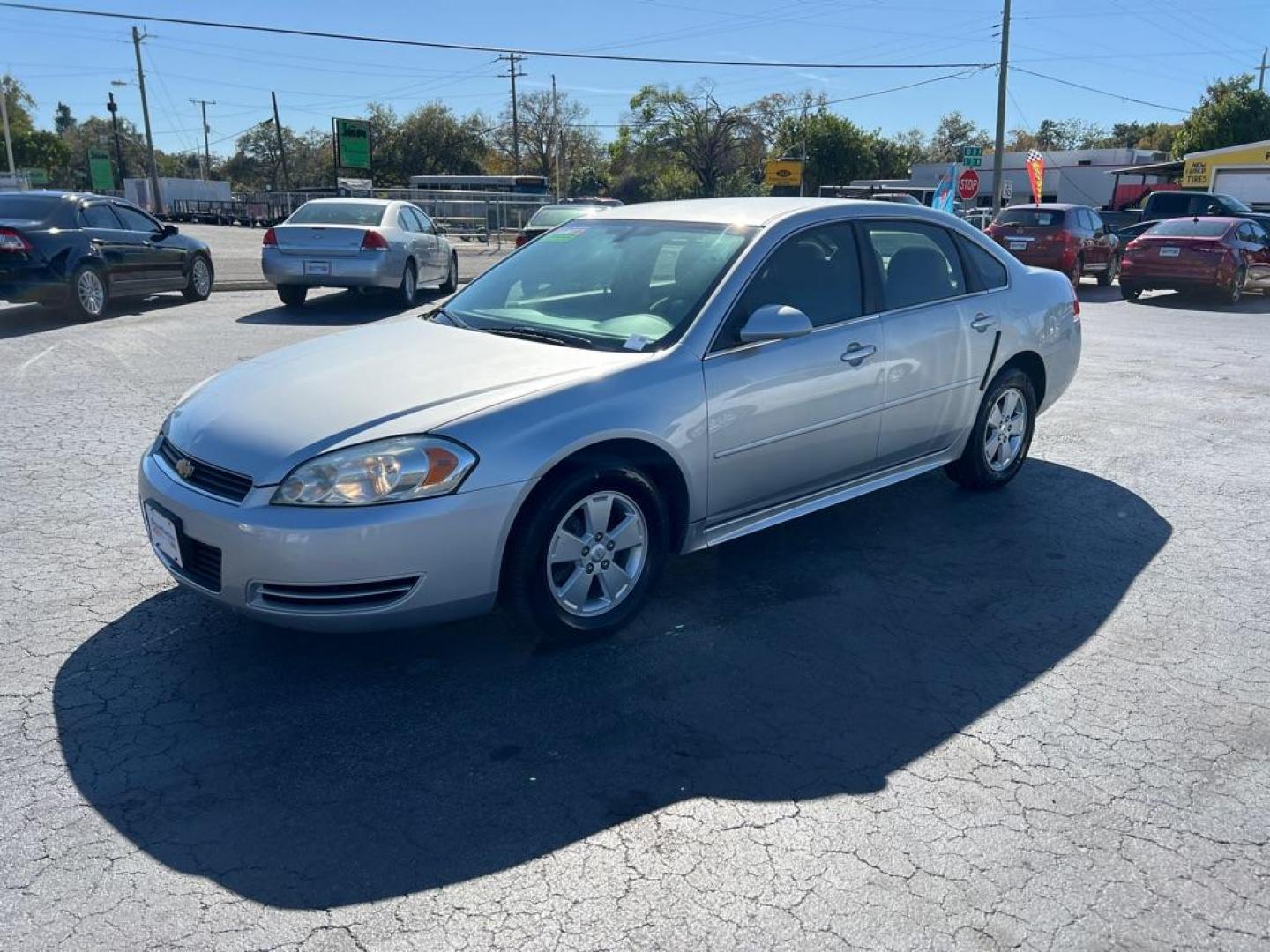 2011 SILVER CHEVROLET IMPALA LS (2G1WF5EK9B1) with an 3.5L engine, Automatic transmission, located at 2929 9th St. West, Bradenton, 34205, (941) 242-2810, 27.473591, -82.570679 - Photo#3