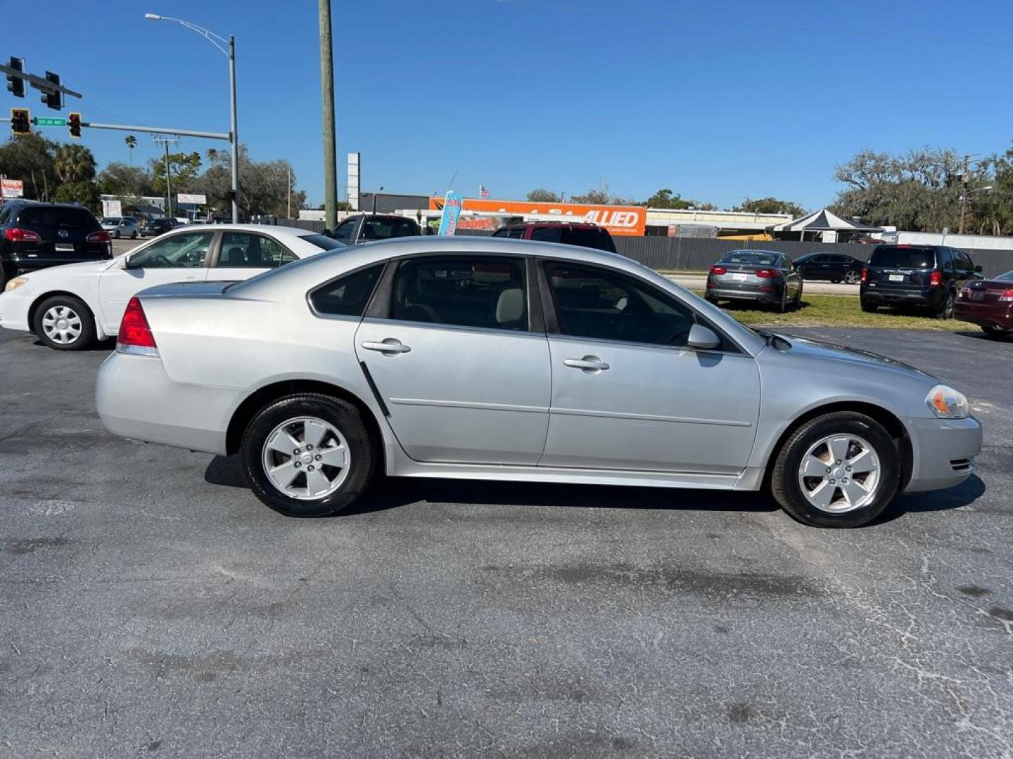 2011 SILVER CHEVROLET IMPALA LS (2G1WF5EK9B1) with an 3.5L engine, Automatic transmission, located at 2929 9th St. West, Bradenton, 34205, (941) 242-2810, 27.473591, -82.570679 - Photo#7