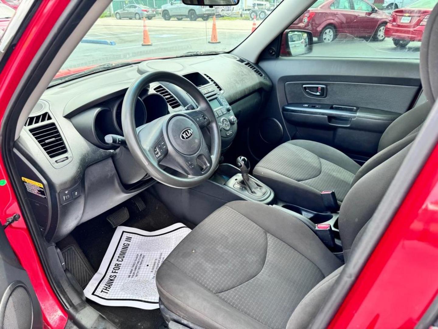 2013 RED KIA SOUL (KNDJT2A50D7) with an 1.6L engine, Automatic transmission, located at 2929 9th St. West, Bradenton, 34205, (941) 242-2810, 27.473591, -82.570679 - Thanks for inquring into DriveNation USA! All vehicles listed can be viewed at www.drivenationusa.com for vehicle history reports and additonal info. We cannot quote any terms such as down payments or monthly payments without an application. You can apply directly at www.drivenationusa.com or by con - Photo#6