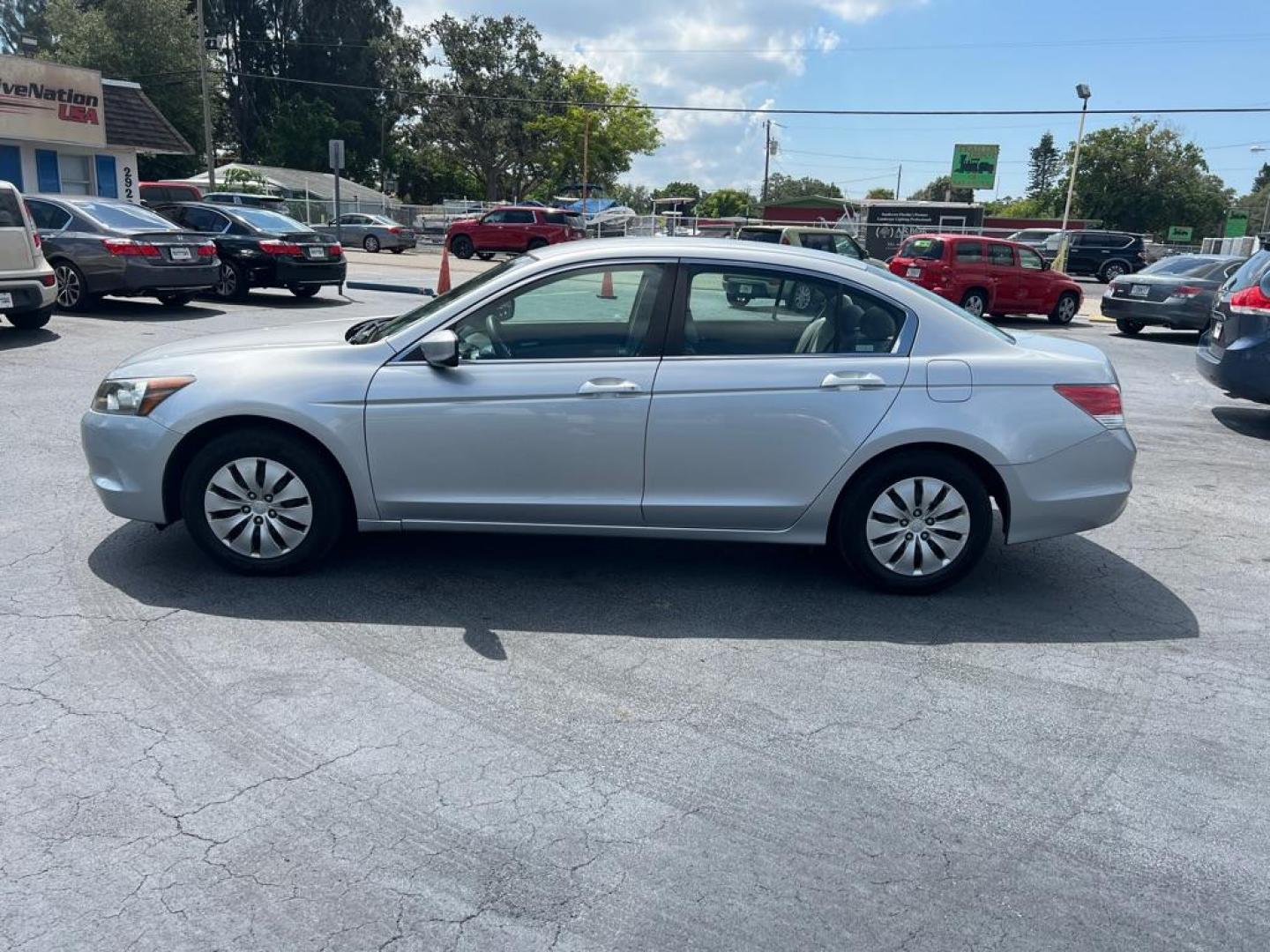 2009 BLUE HONDA ACCORD LX (1HGCP263X9A) with an 2.4L engine, Automatic transmission, located at 2929 9th St. West, Bradenton, 34205, (941) 242-2810, 27.473591, -82.570679 - Photo#4