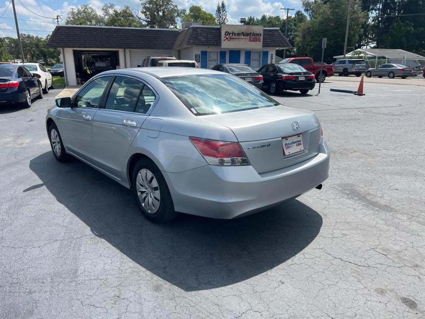 2009 BLUE HONDA ACCORD LX (1HGCP263X9A) with an 2.4L engine, Automatic transmission, located at 2929 9th St. West, Bradenton, 34205, (941) 242-2810, 27.473591, -82.570679 - Photo#5