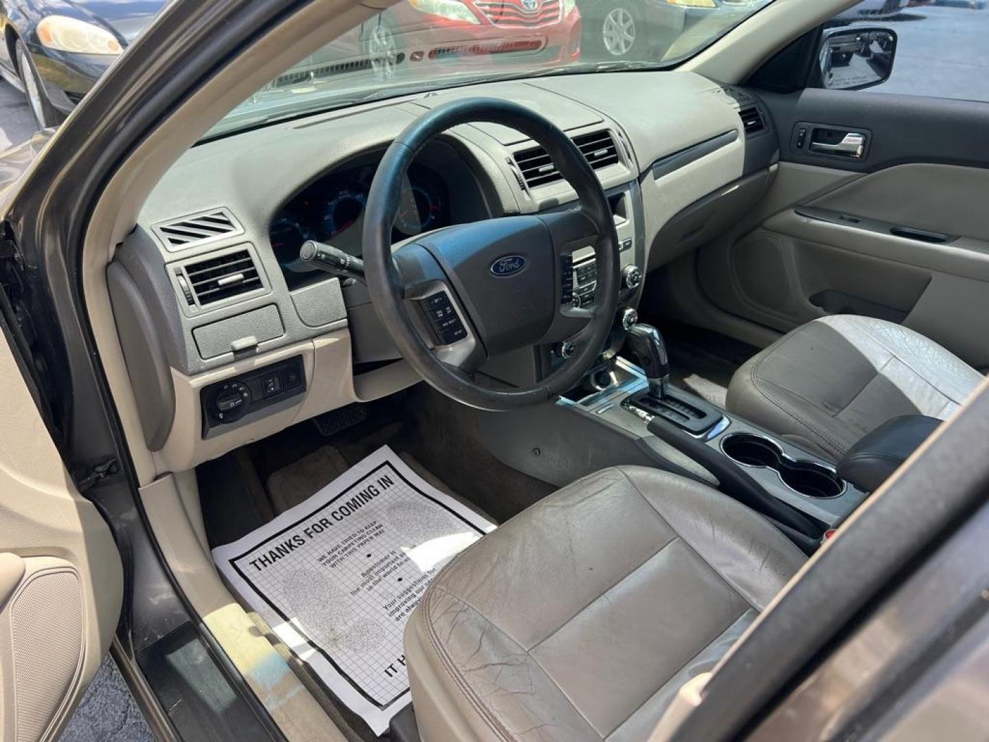 2012 GRAY FORD FUSION SEL (3FAHP0JA2CR) with an 2.5L engine, Automatic transmission, located at 2929 9th St. West, Bradenton, 34205, (941) 242-2810, 27.473591, -82.570679 - Photo#8