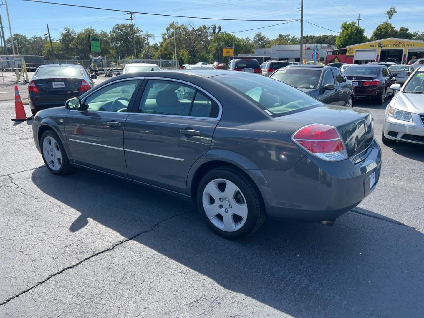 2008 GRAY SATURN AURA XE (1G8ZS57N98F) with an 3.5L engine, Automatic transmission, located at 2929 9th St. West, Bradenton, 34205, (941) 242-2810, 27.473591, -82.570679 - Photo#4