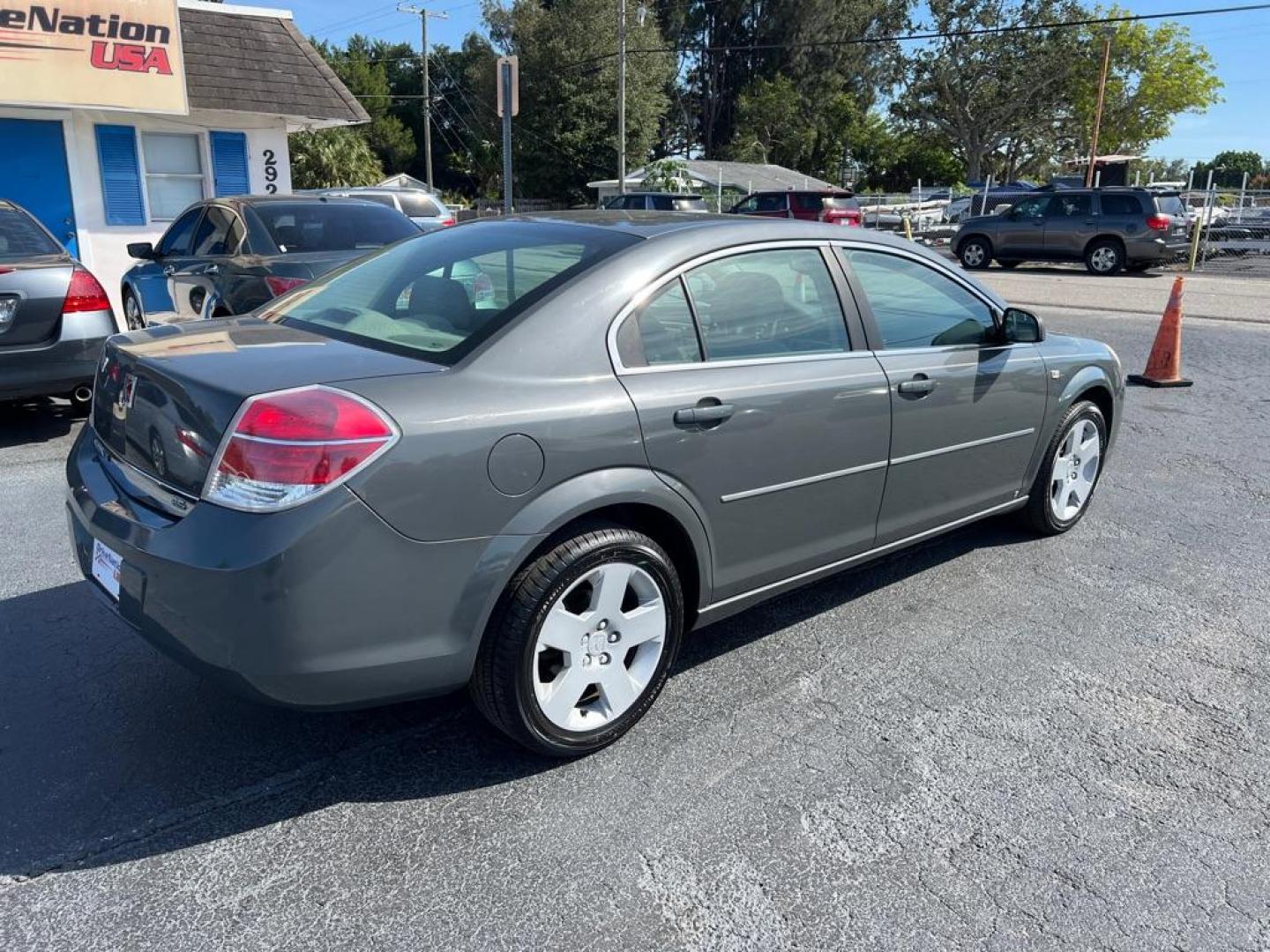 2008 GRAY SATURN AURA XE (1G8ZS57N98F) with an 3.5L engine, Automatic transmission, located at 2929 9th St. West, Bradenton, 34205, (941) 242-2810, 27.473591, -82.570679 - Photo#6