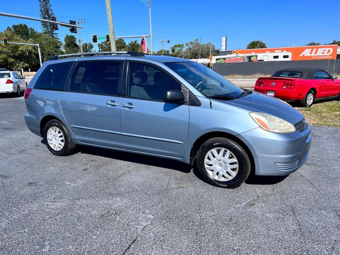 2005 BLUE TOYOTA SIENNA CE (5TDZA23C05S) with an 3.3L engine, Automatic transmission, located at 2929 9th St. West, Bradenton, 34205, (941) 242-2810, 27.473591, -82.570679 - Photo#0