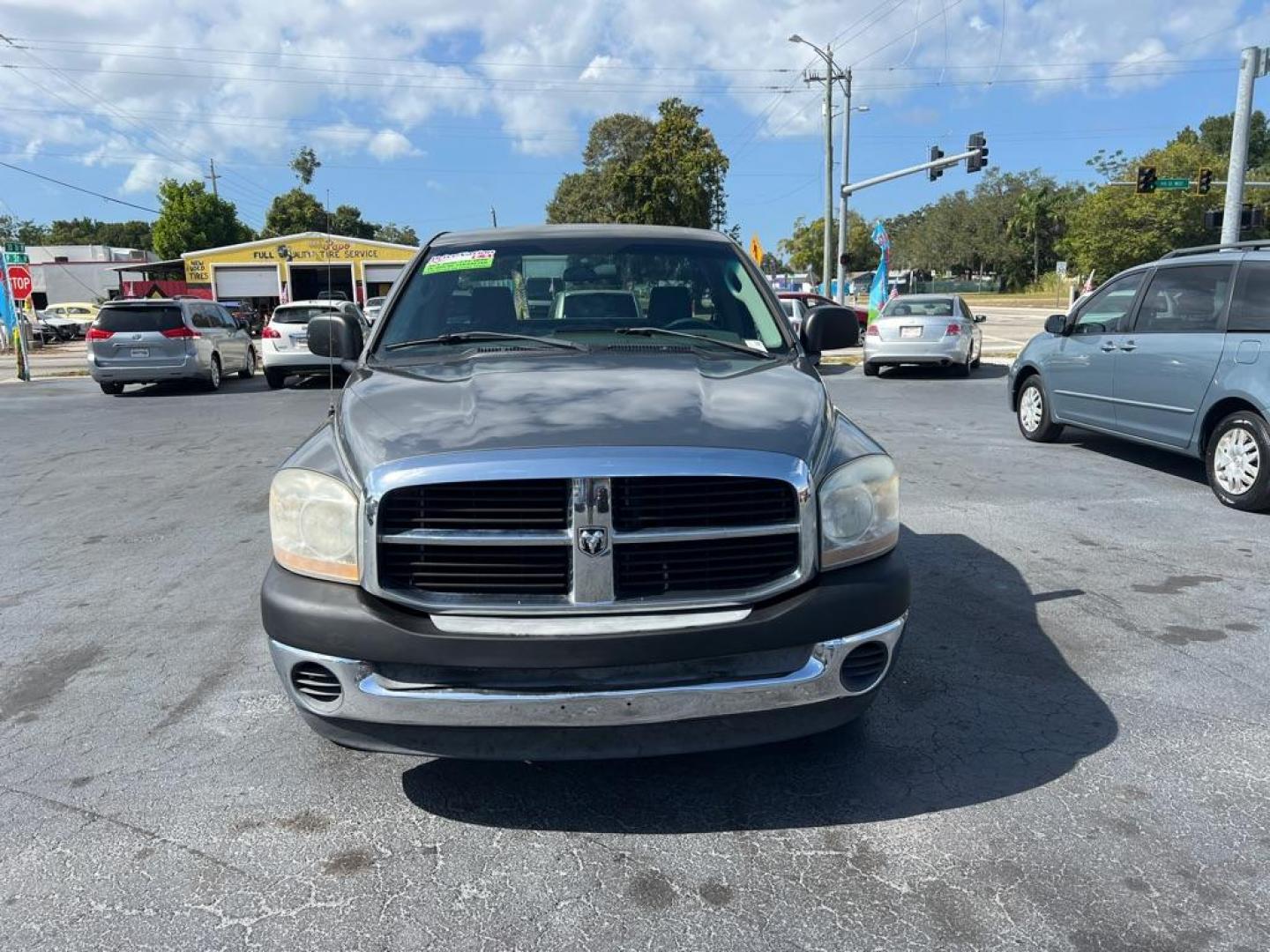 2006 GRAY DODGE RAM 1500 ST (1D7HA16K36J) with an 3.7L engine, Automatic transmission, located at 2929 9th St. West, Bradenton, 34205, (941) 242-2810, 27.473591, -82.570679 - Photo#2