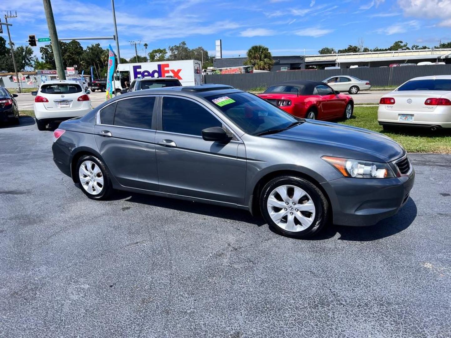 2009 GRAY HONDA ACCORD EXL (1HGCP26889A) with an 2.4L engine, Automatic transmission, located at 2929 9th St. West, Bradenton, 34205, (941) 242-2810, 27.473591, -82.570679 - Photo#0