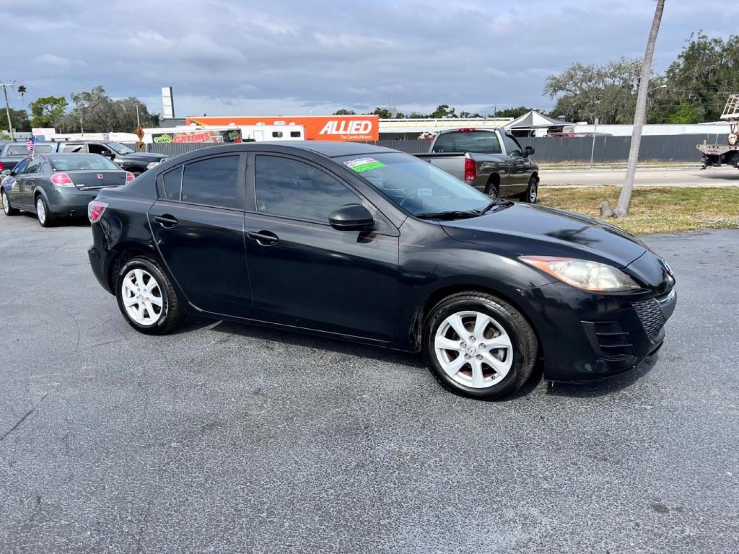 2010 BLACK MAZDA 3 I (JM1BL1SF9A1) with an 2.0L engine, Automatic transmission, located at 2929 9th St. West, Bradenton, 34205, (941) 242-2810, 27.473591, -82.570679 - Photo#1