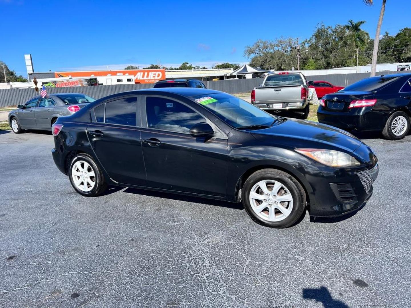 2010 BLACK MAZDA 3 I (JM1BL1SF9A1) with an 2.0L engine, Automatic transmission, located at 2929 9th St. West, Bradenton, 34205, (941) 242-2810, 27.473591, -82.570679 - Photo#16