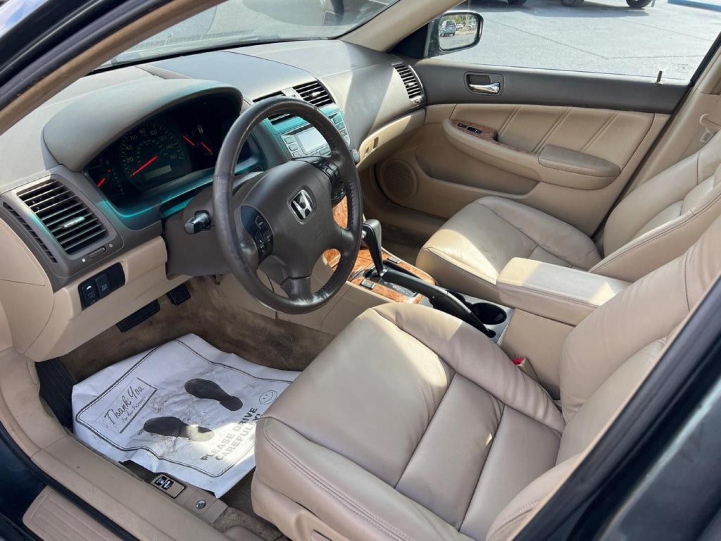 2005 HONDA ACCORD EX (1HGCM66595A) with an 3.0L engine, Automatic transmission, located at 2929 9th St. West, Bradenton, 34205, (941) 242-2810, 27.473591, -82.570679 - Photo#11