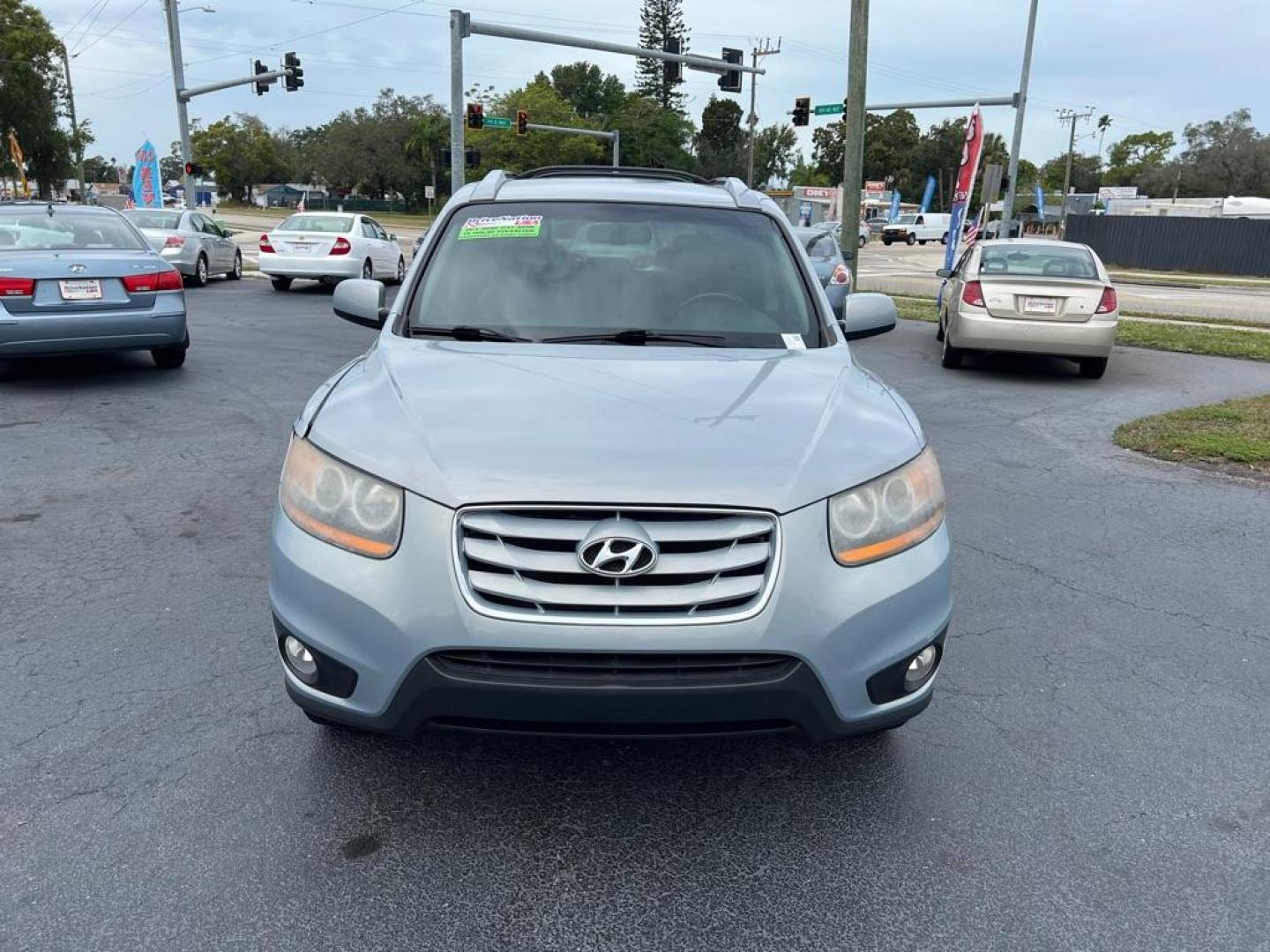 2010 BLUE HYUNDAI SANTA FE SE (5NMSH4AG4AH) with an 3.5L engine, Automatic transmission, located at 2929 9th St. West, Bradenton, 34205, (941) 242-2810, 27.473591, -82.570679 - Photo#3