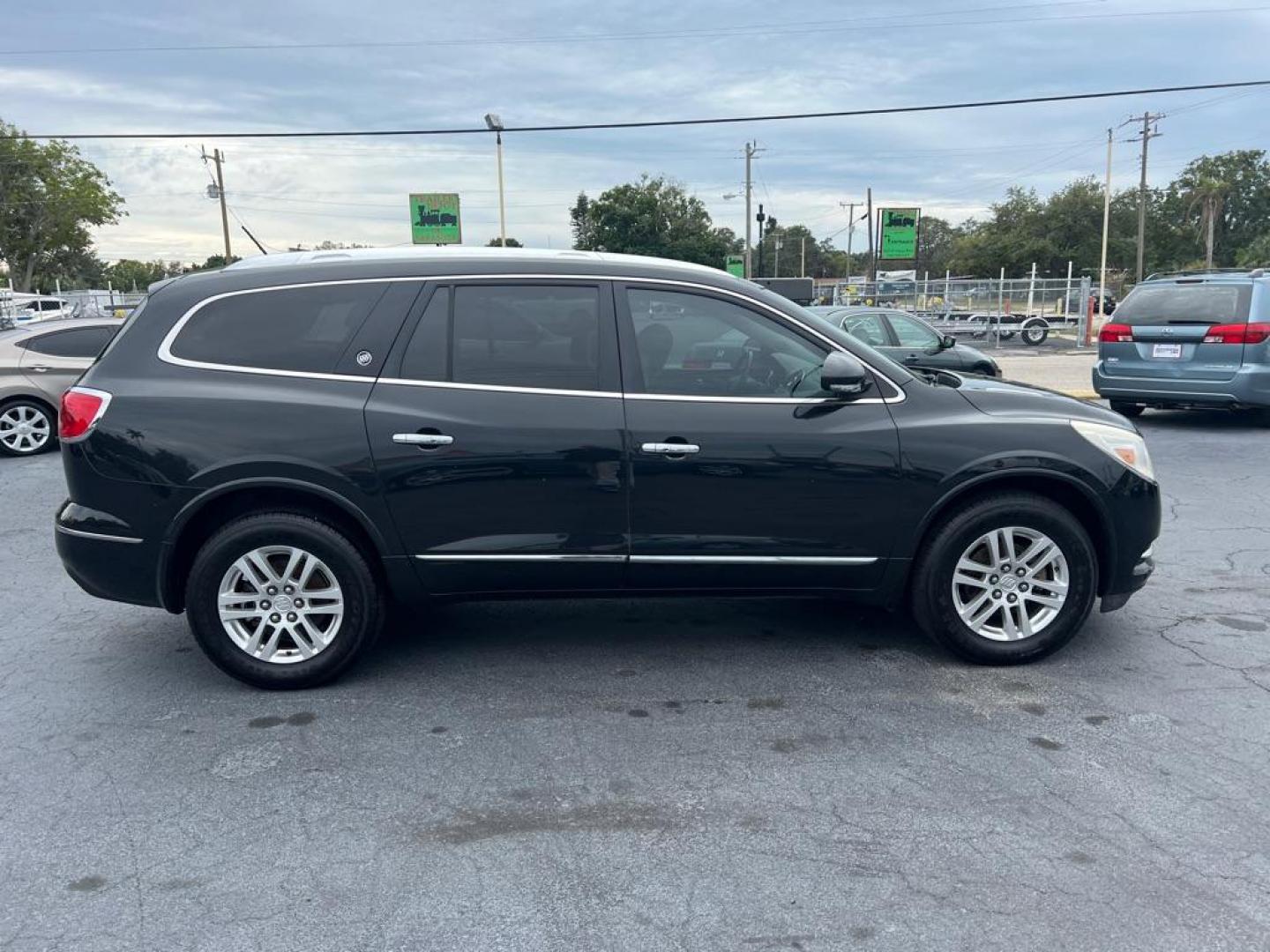 2013 BLACK BUICK ENCLAVE CXL (5GAKRBKD5DJ) with an 3.6L engine, Automatic transmission, located at 2929 9th St. West, Bradenton, 34205, (941) 242-2810, 27.473591, -82.570679 - Photo#9