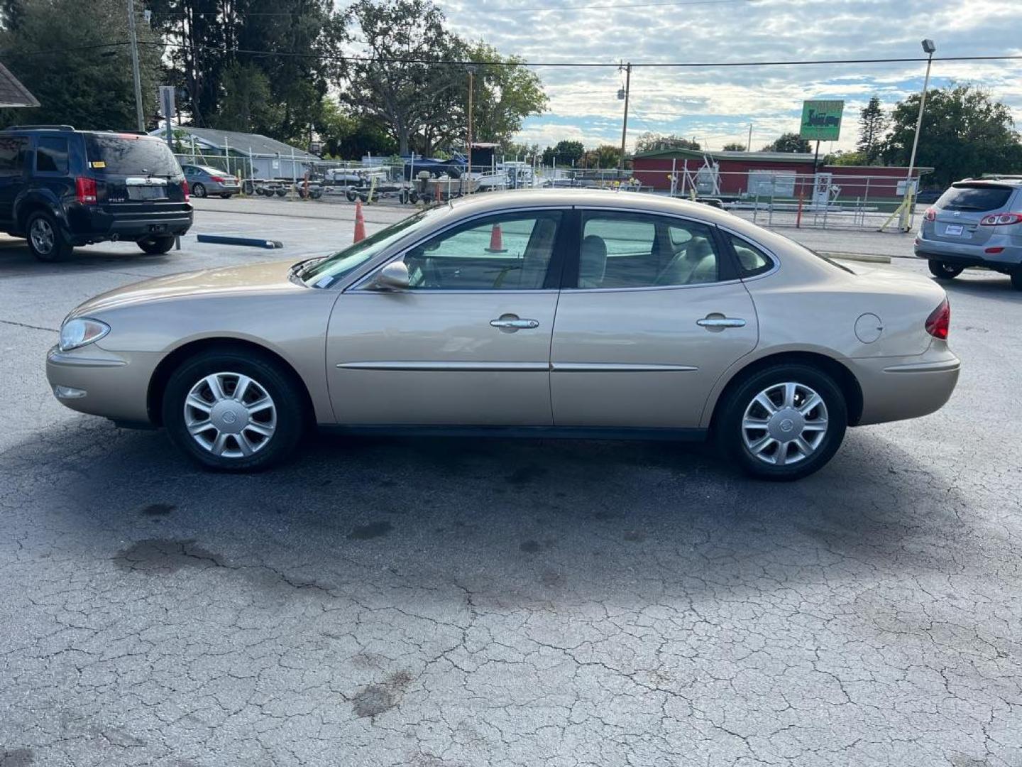 2005 TAN BUICK LACROSSE CX (2G4WC532351) with an 3.8L engine, Automatic transmission, located at 2929 9th St. West, Bradenton, 34205, (941) 242-2810, 27.473591, -82.570679 - Photo#4