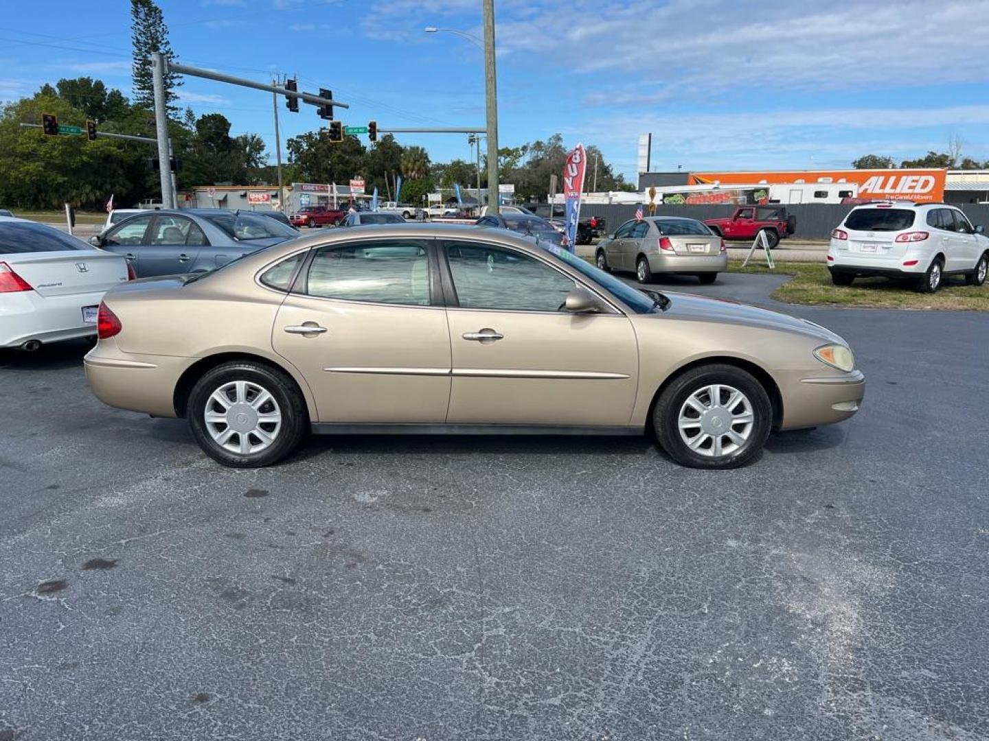 2005 TAN BUICK LACROSSE CX (2G4WC532351) with an 3.8L engine, Automatic transmission, located at 2929 9th St. West, Bradenton, 34205, (941) 242-2810, 27.473591, -82.570679 - Photo#8