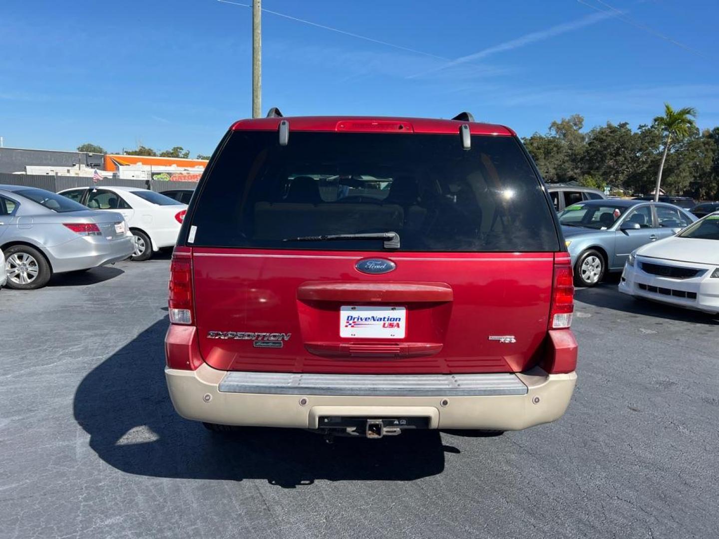 2006 RED FORD EXPEDITION EDDIE BAUER (1FMFU17506L) with an 5.4L engine, Automatic transmission, located at 2929 9th St. West, Bradenton, 34205, (941) 242-2810, 27.473591, -82.570679 - Photo#4