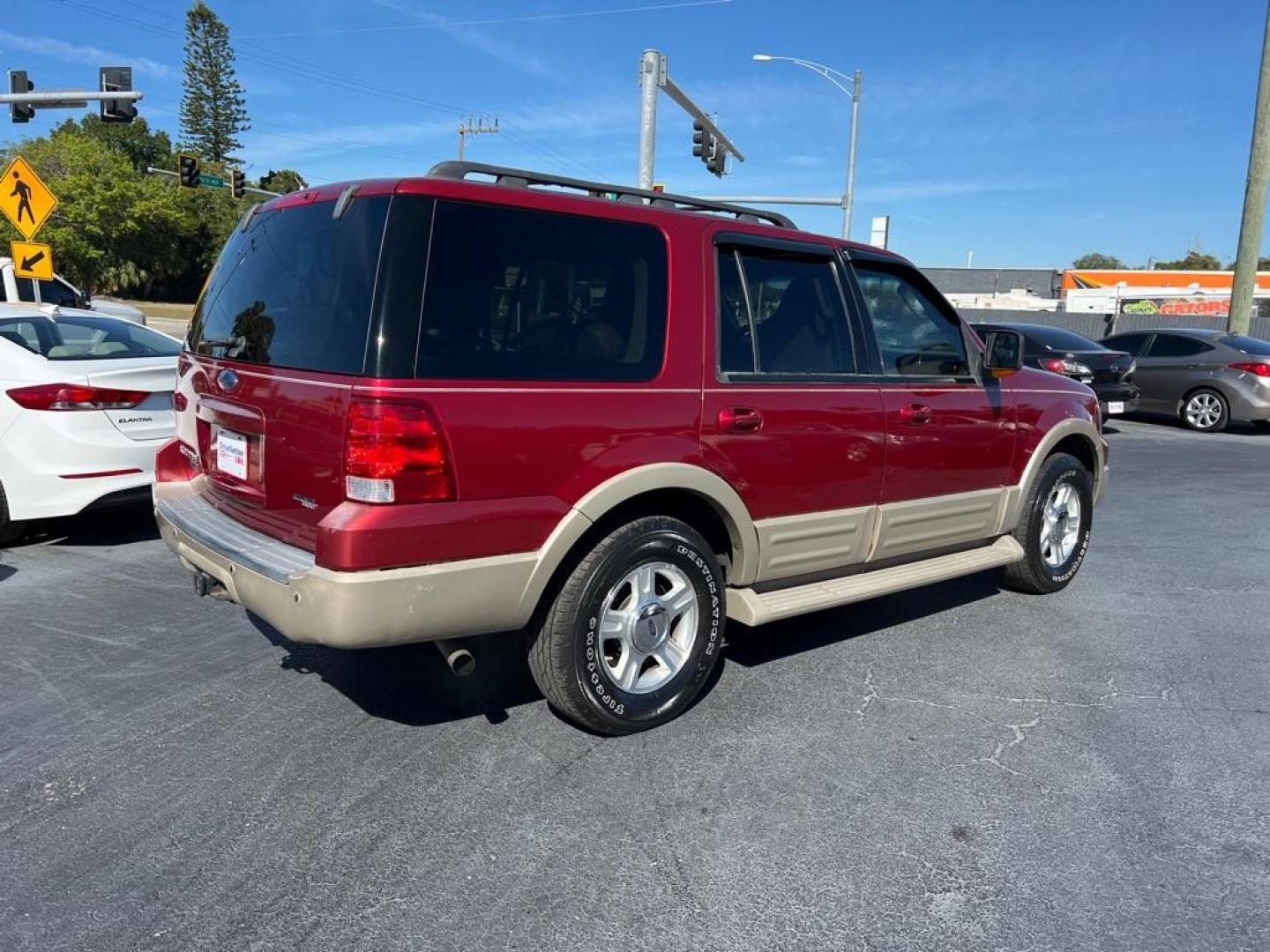 2006 RED FORD EXPEDITION EDDIE BAUER (1FMFU17506L) with an 5.4L engine, Automatic transmission, located at 2929 9th St. West, Bradenton, 34205, (941) 242-2810, 27.473591, -82.570679 - Photo#5