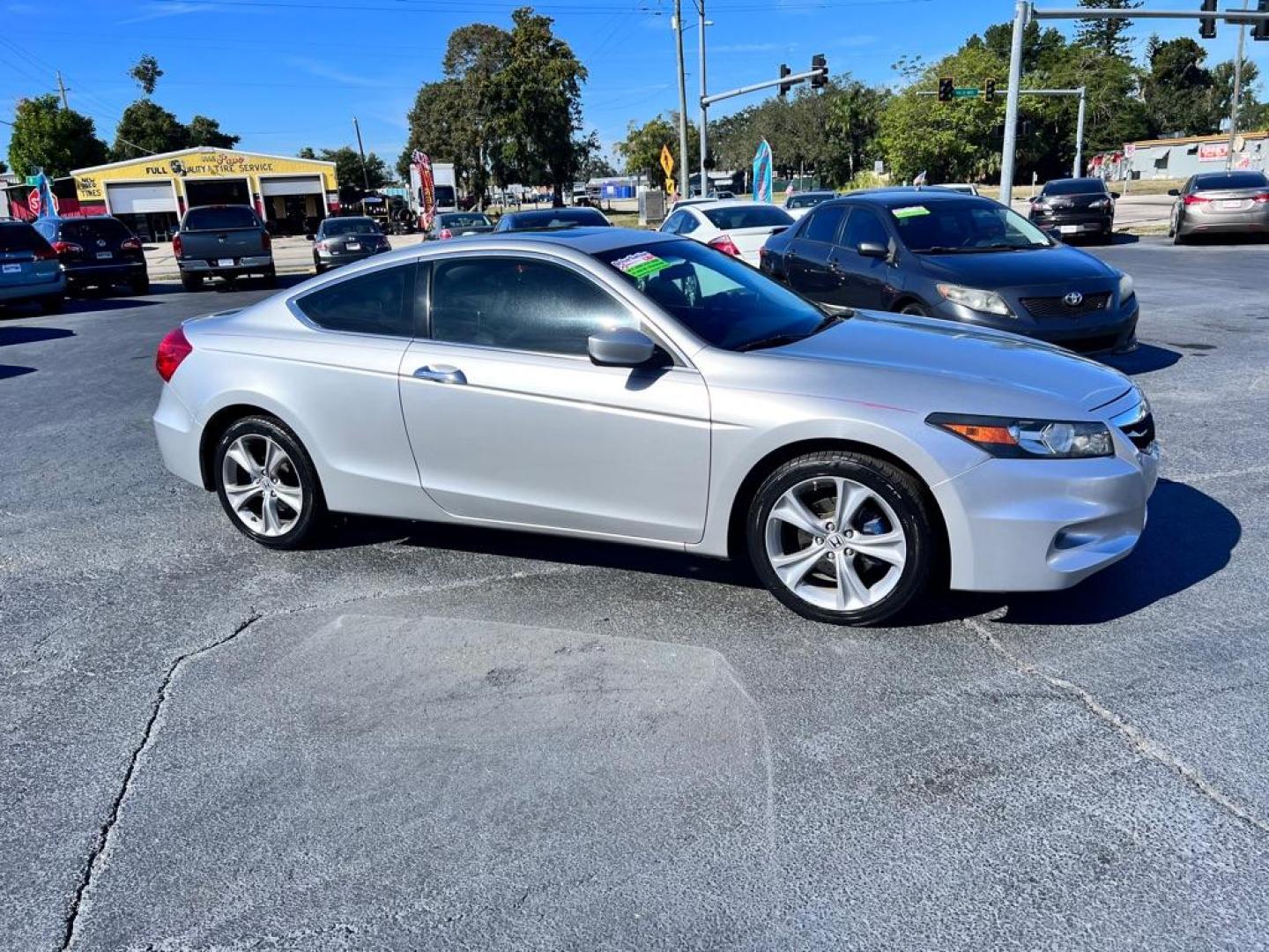 2012 SILVER HONDA ACCORD EXL (1HGCS2B8XCA) with an 3.5L engine, Automatic transmission, located at 2929 9th St. West, Bradenton, 34205, (941) 242-2810, 27.473591, -82.570679 - Photo#1