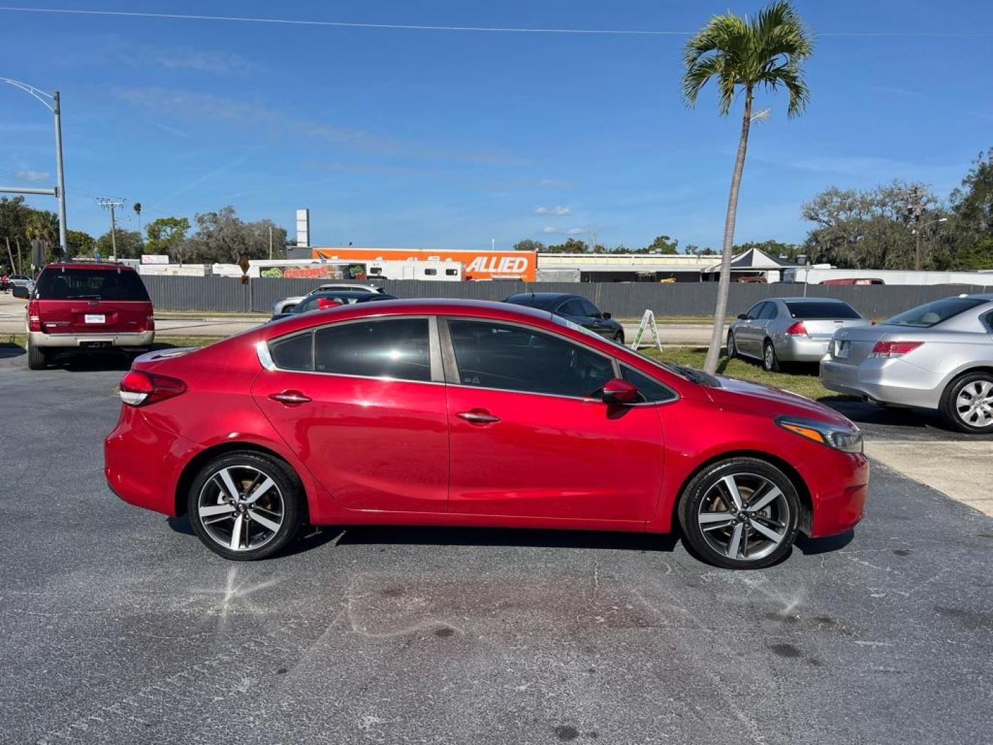 2018 RED KIA FORTE EX (3KPFL4A81JE) with an 2.0L engine, Automatic transmission, located at 2929 9th St. West, Bradenton, 34205, (941) 242-2810, 27.473591, -82.570679 - Thanks for inquring into DriveNation USA! All vehicles listed can be viewed at www.drivenationusa.com for vehicle history reports and additonal info. We cannot quote any terms such as down payments or monthly payments without an application. You can apply directly at www.drivenationusa.com or by con - Photo#9