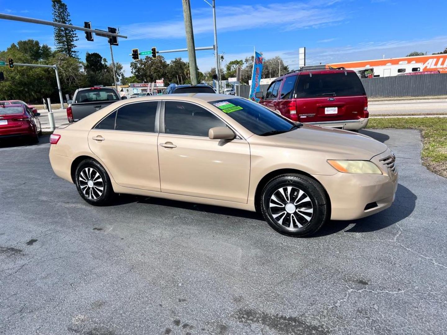 2009 TAN TOYOTA CAMRY SE (4T1BE46K69U) with an 2.4L engine, Automatic transmission, located at 2929 9th St. West, Bradenton, 34205, (941) 242-2810, 27.473591, -82.570679 - Photo#11