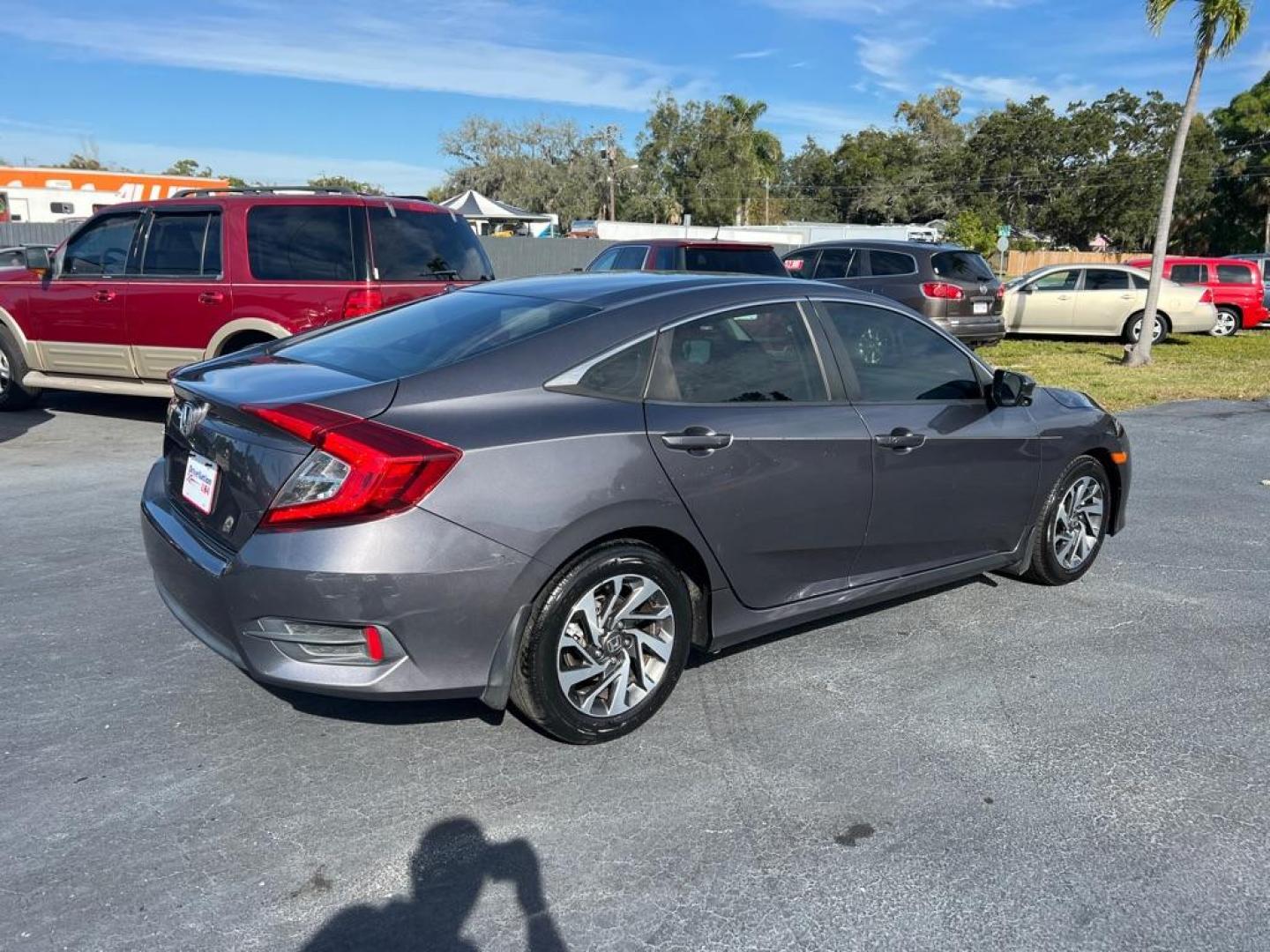 2016 BLACK HONDA CIVIC EX (19XFC2F75GE) with an 2.0L engine, Continuously Variable transmission, located at 2929 9th St. West, Bradenton, 34205, (941) 242-2810, 27.473591, -82.570679 - Photo#6