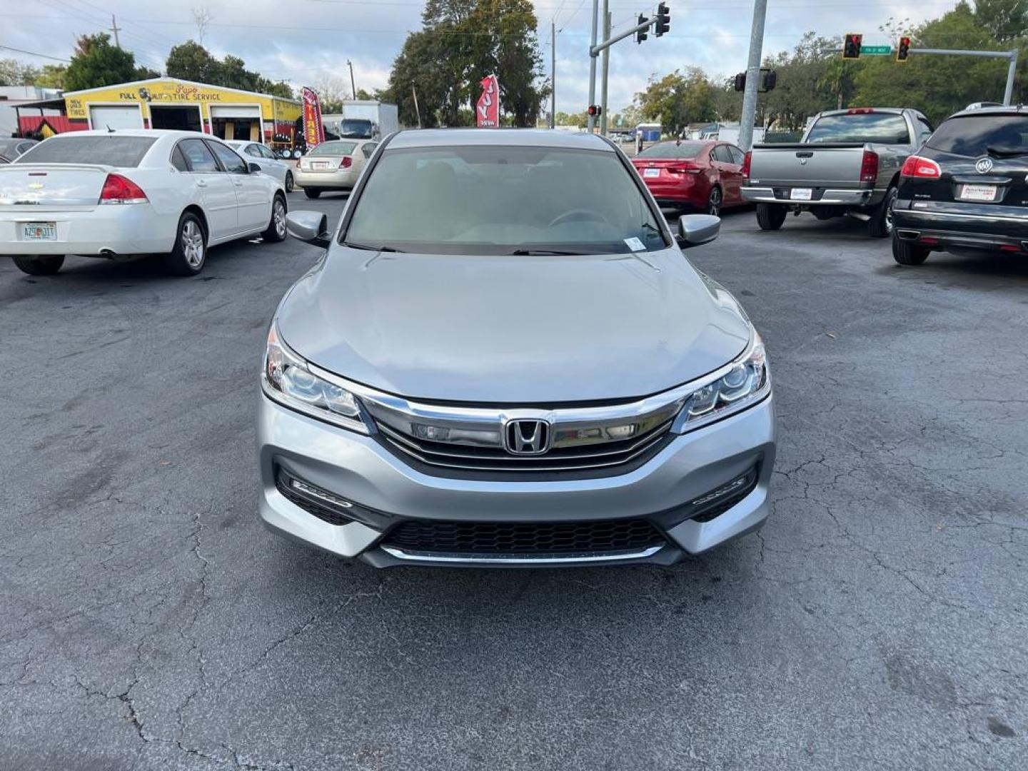 2017 SILVER HONDA ACCORD SPORT (1HGCR2F53HA) with an 2.4L engine, Continuously Variable transmission, located at 2929 9th St. West, Bradenton, 34205, (941) 242-2810, 27.473591, -82.570679 - Photo#4