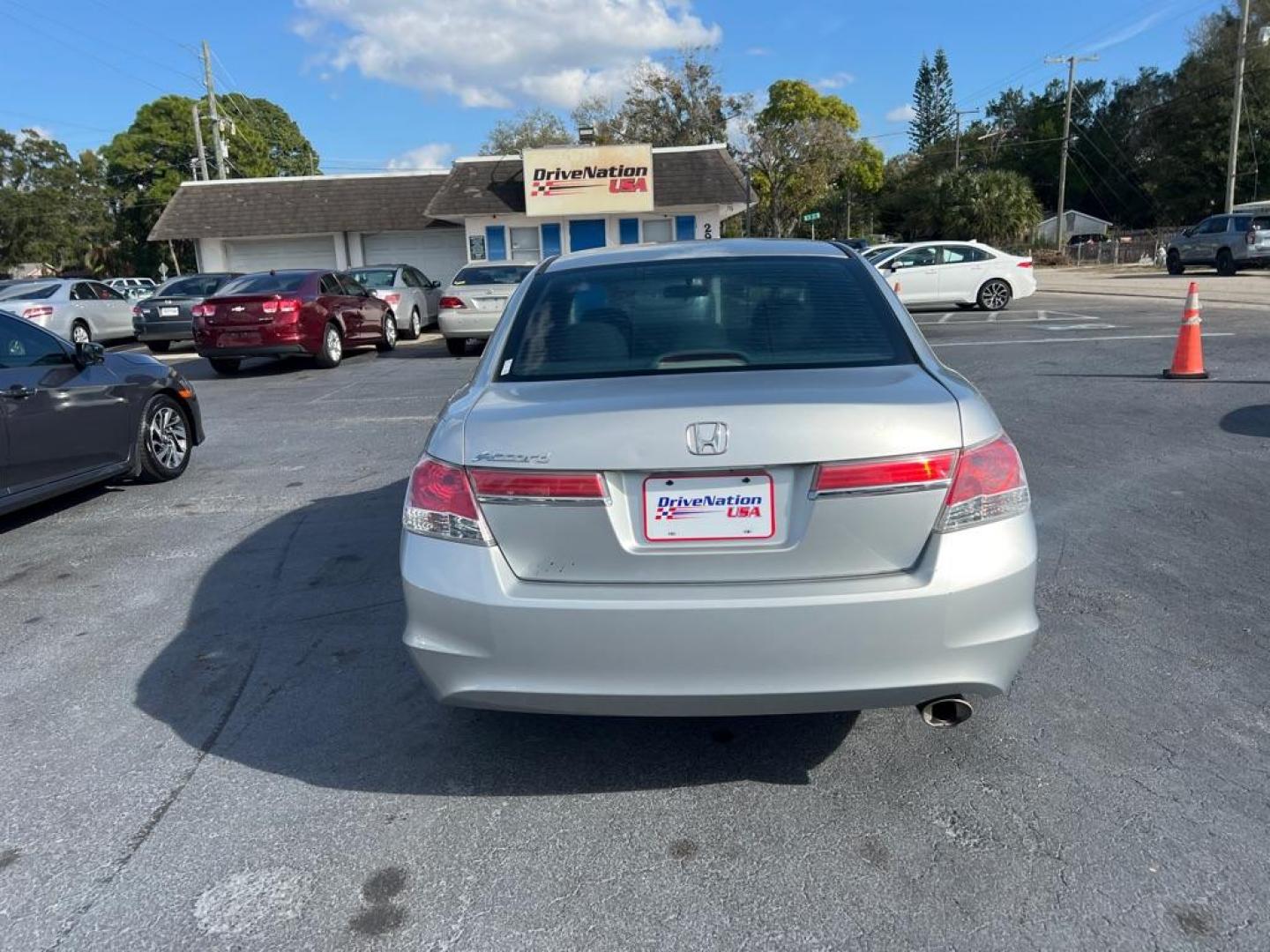 2012 SILVER HONDA ACCORD LX (1HGCP2F35CA) with an 2.4L engine, Automatic transmission, located at 2929 9th St. West, Bradenton, 34205, (941) 242-2810, 27.473591, -82.570679 - Photo#5