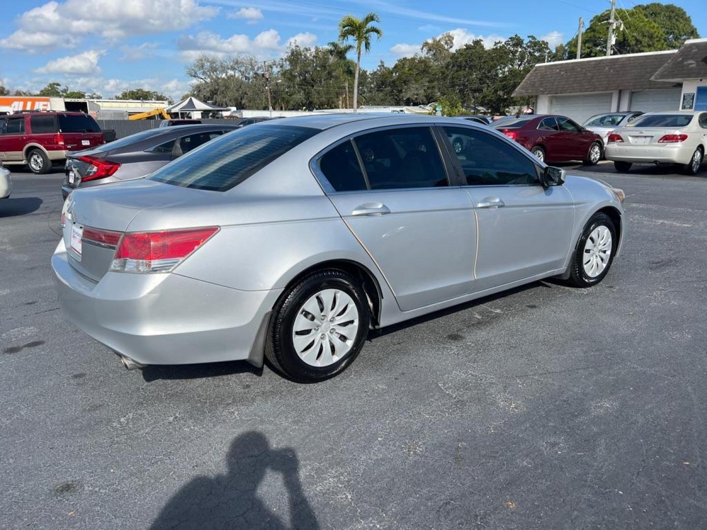 2012 SILVER HONDA ACCORD LX (1HGCP2F35CA) with an 2.4L engine, Automatic transmission, located at 2929 9th St. West, Bradenton, 34205, (941) 242-2810, 27.473591, -82.570679 - Photo#6