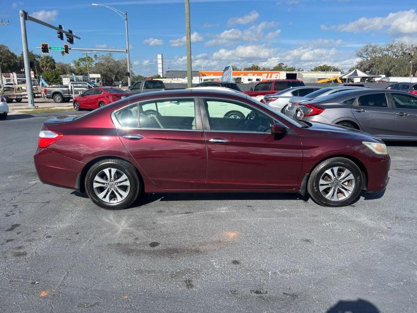 2013 RED HONDA ACCORD LX (1HGCR2F36DA) with an 2.4L engine, Continuously Variable transmission, located at 2929 9th St. West, Bradenton, 34205, (941) 242-2810, 27.473591, -82.570679 - Photo#14