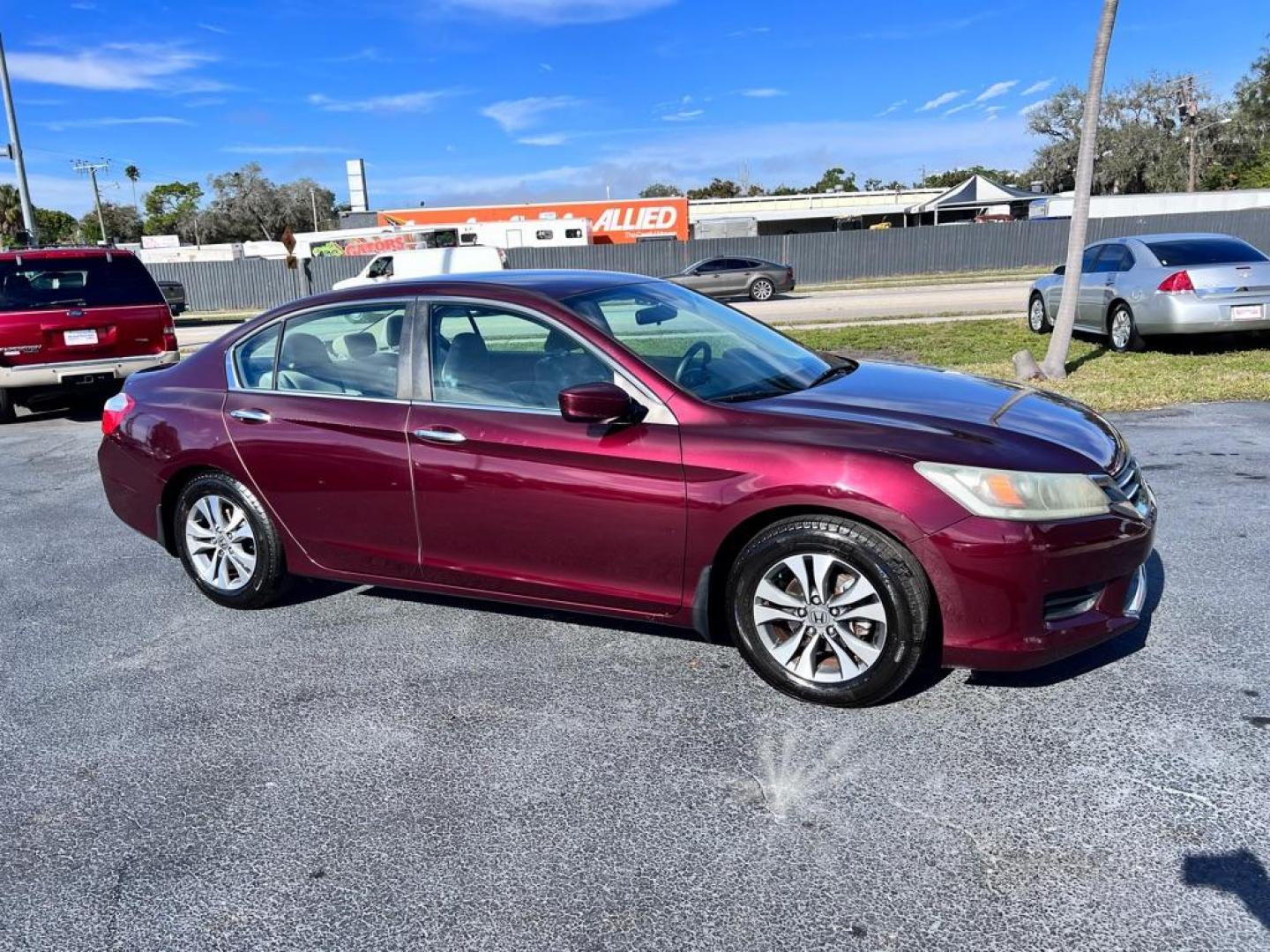 2013 RED HONDA ACCORD LX (1HGCR2F36DA) with an 2.4L engine, Continuously Variable transmission, located at 2929 9th St. West, Bradenton, 34205, (941) 242-2810, 27.473591, -82.570679 - Photo#1