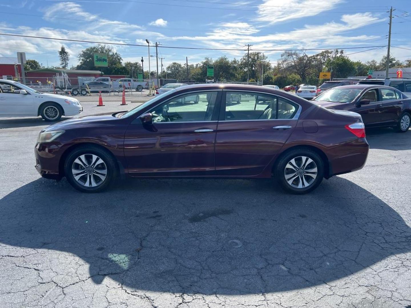 2013 RED HONDA ACCORD LX (1HGCR2F36DA) with an 2.4L engine, Continuously Variable transmission, located at 2929 9th St. West, Bradenton, 34205, (941) 242-2810, 27.473591, -82.570679 - Photo#4