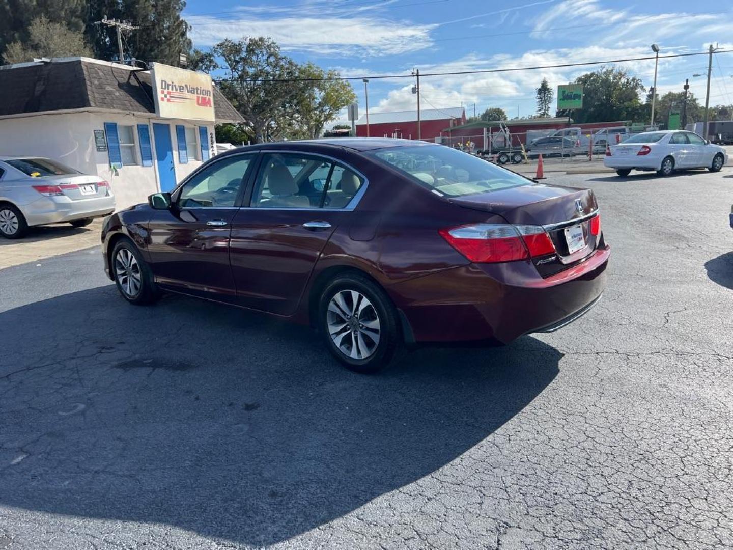 2013 RED HONDA ACCORD LX (1HGCR2F36DA) with an 2.4L engine, Continuously Variable transmission, located at 2929 9th St. West, Bradenton, 34205, (941) 242-2810, 27.473591, -82.570679 - Photo#5