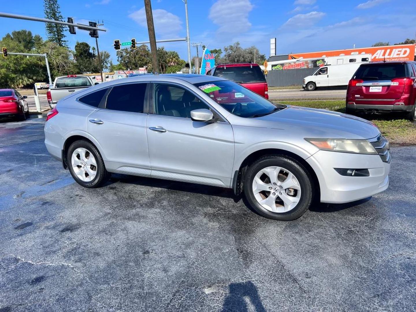 2012 SILVER HONDA CROSSTOUR EXL (5J6TF1H56CL) with an 3.5L engine, Automatic transmission, located at 2929 9th St. West, Bradenton, 34205, (941) 242-2810, 27.473591, -82.570679 - Photo#0