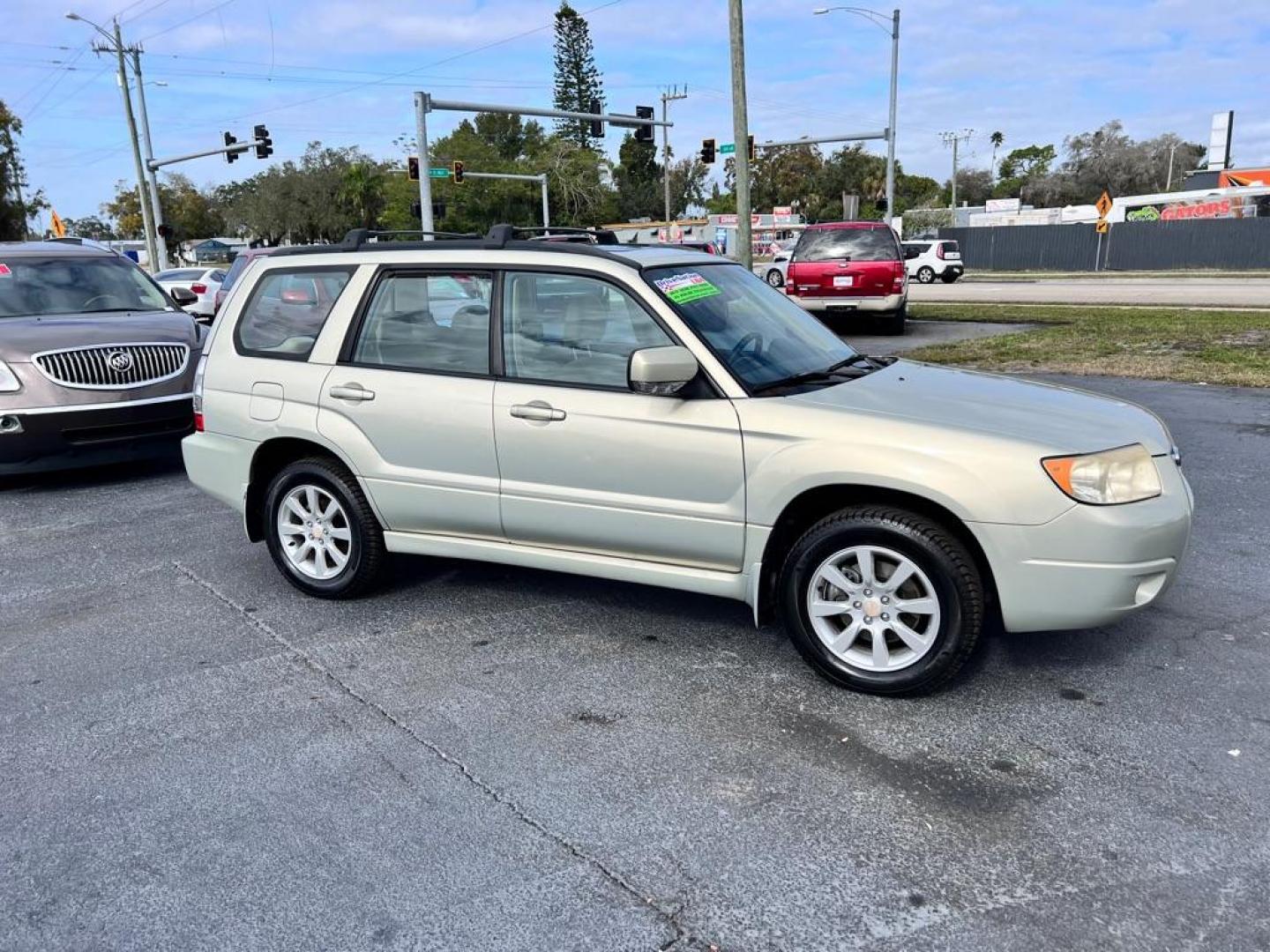 2007 TAN SUBARU FORESTER 2.5X PREMIUM (JF1SG65687H) with an 2.5L engine, Automatic transmission, located at 2929 9th St. West, Bradenton, 34205, (941) 242-2810, 27.473591, -82.570679 - Photo#1