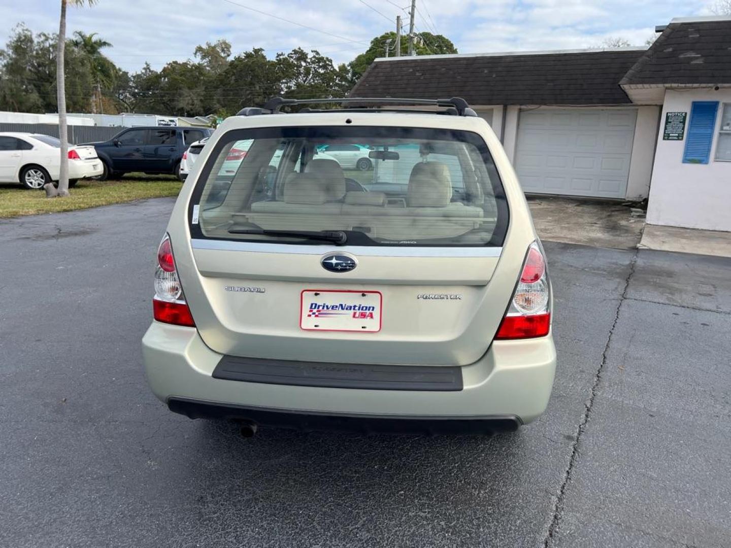 2007 TAN SUBARU FORESTER 2.5X PREMIUM (JF1SG65687H) with an 2.5L engine, Automatic transmission, located at 2929 9th St. West, Bradenton, 34205, (941) 242-2810, 27.473591, -82.570679 - Photo#5