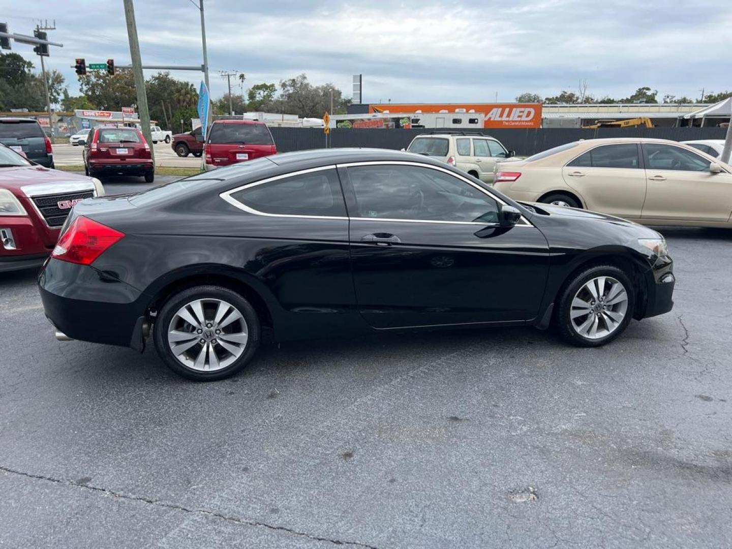 2012 BLACK HONDA ACCORD LX (1HGCS1B30CA) with an 2.4L engine, Automatic transmission, located at 2929 9th St. West, Bradenton, 34205, (941) 242-2810, 27.473591, -82.570679 - Photo#8