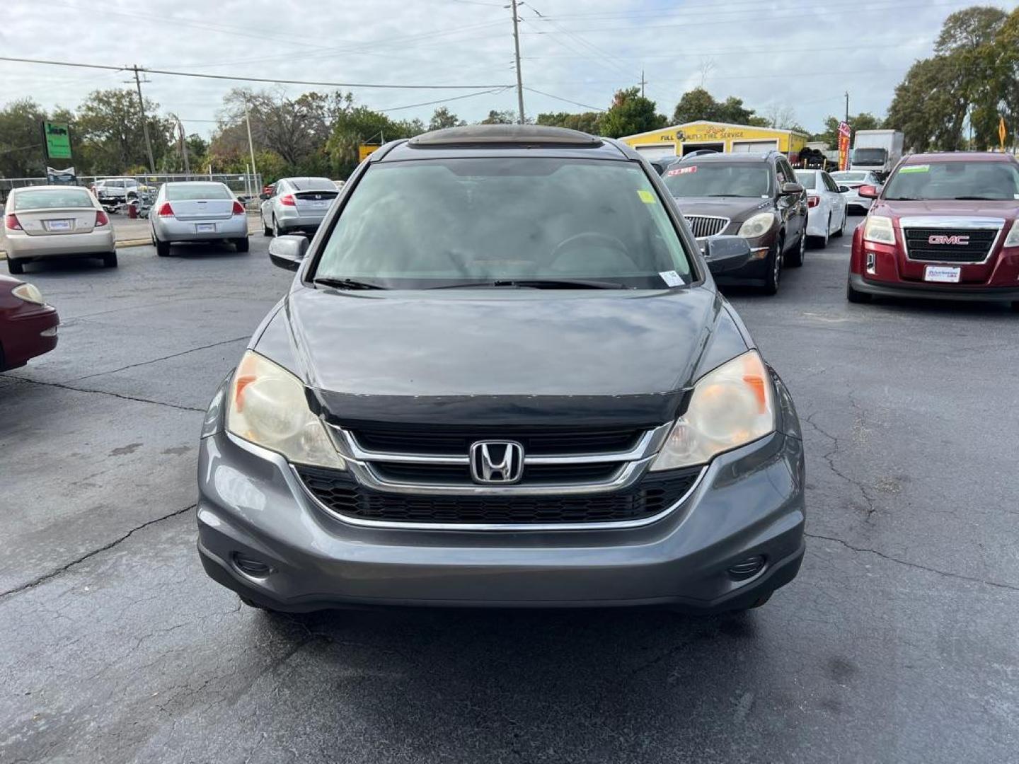 2011 SILVER HONDA CR-V EXL (JHLRE3H79BC) with an 2.4L engine, Automatic transmission, located at 2929 9th St. West, Bradenton, 34205, (941) 242-2810, 27.473591, -82.570679 - Photo#4