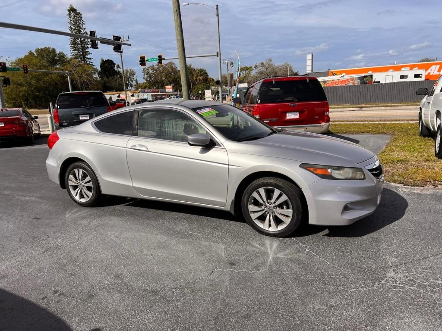 2012 SILVER HONDA ACCORD LX (1HGCS1B32CA) with an 2.4L engine, Automatic transmission, located at 2929 9th St. West, Bradenton, 34205, (941) 242-2810, 27.473591, -82.570679 - Photo#1