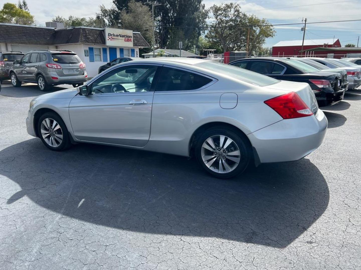 2012 SILVER HONDA ACCORD LX (1HGCS1B32CA) with an 2.4L engine, Automatic transmission, located at 2929 9th St. West, Bradenton, 34205, (941) 242-2810, 27.473591, -82.570679 - Photo#5