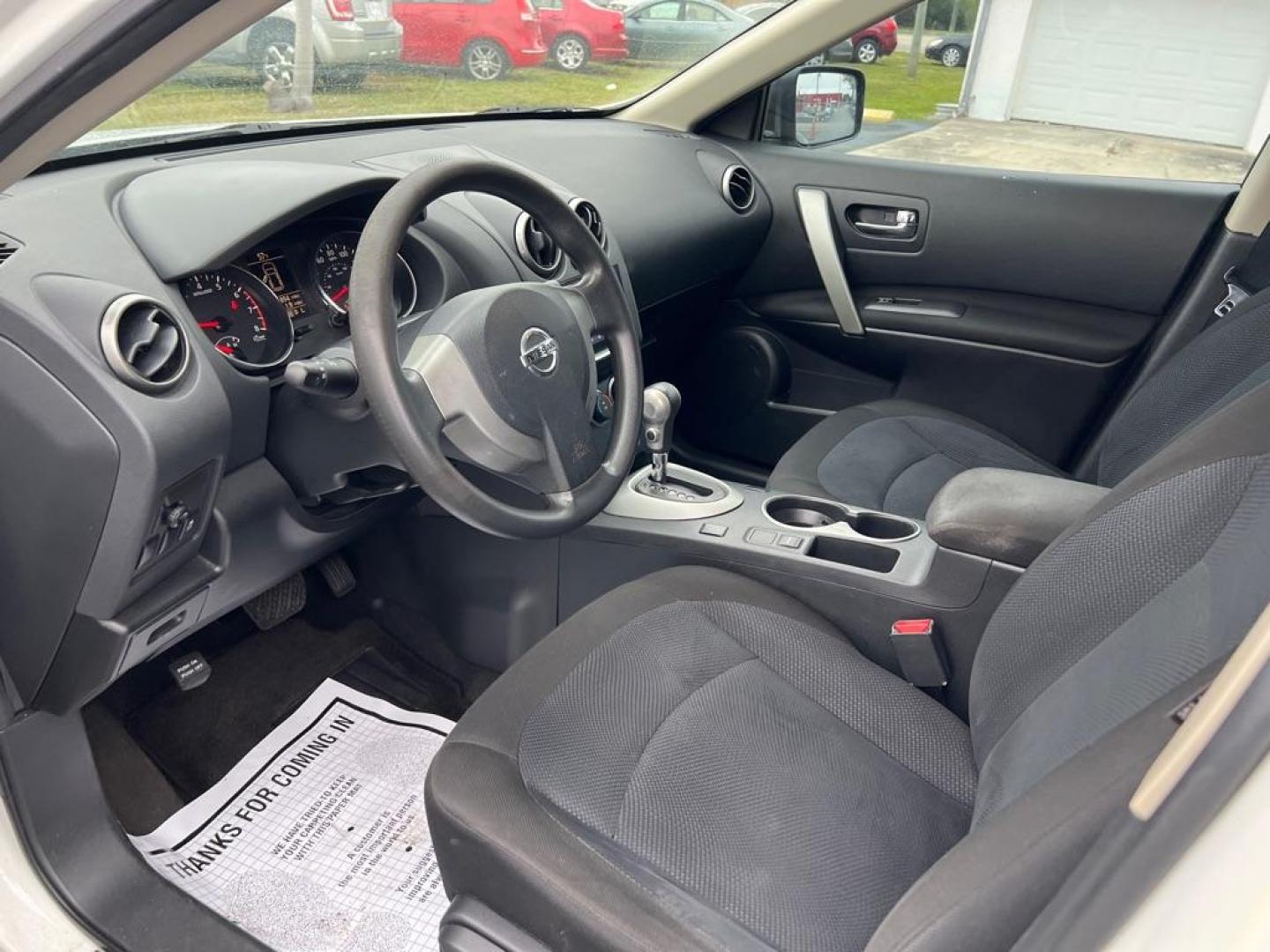 2014 WHITE NISSAN ROGUE SELECT S (JN8AS5MT7EW) with an 2.5L engine, Continuously Variable transmission, located at 2929 9th St. West, Bradenton, 34205, (941) 242-2810, 27.473591, -82.570679 - Photo#10