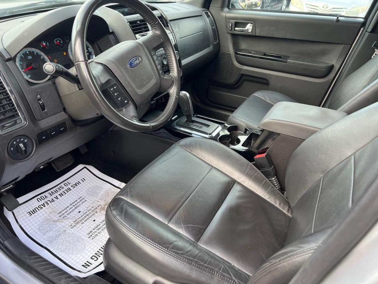 2010 SILVER FORD ESCAPE LIMITED (1FMCU0EG7AK) with an 3.0L engine, Automatic transmission, located at 2929 9th St. West, Bradenton, 34205, (941) 242-2810, 27.473591, -82.570679 - Photo#7